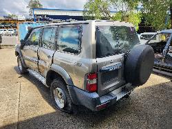 View Nissan Patrol 1999 4 Door Station Wagon