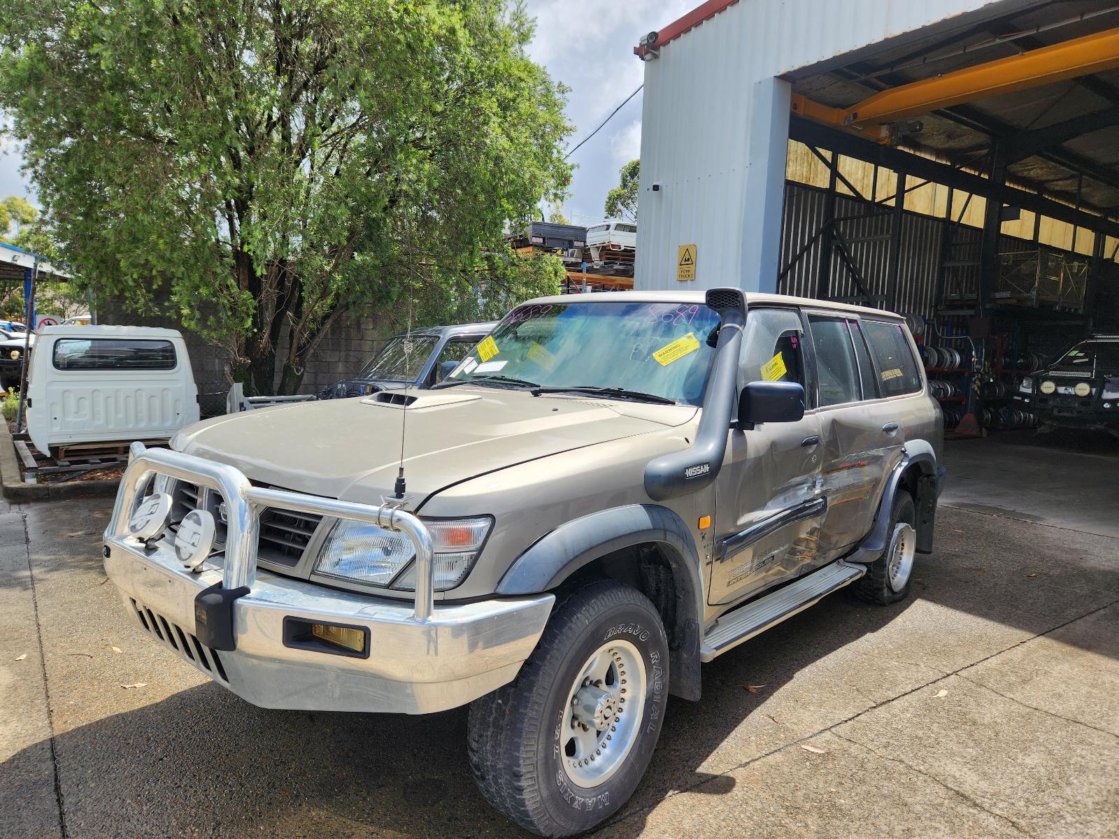 View Nissan Patrol 1999 4 Door Station Wagon