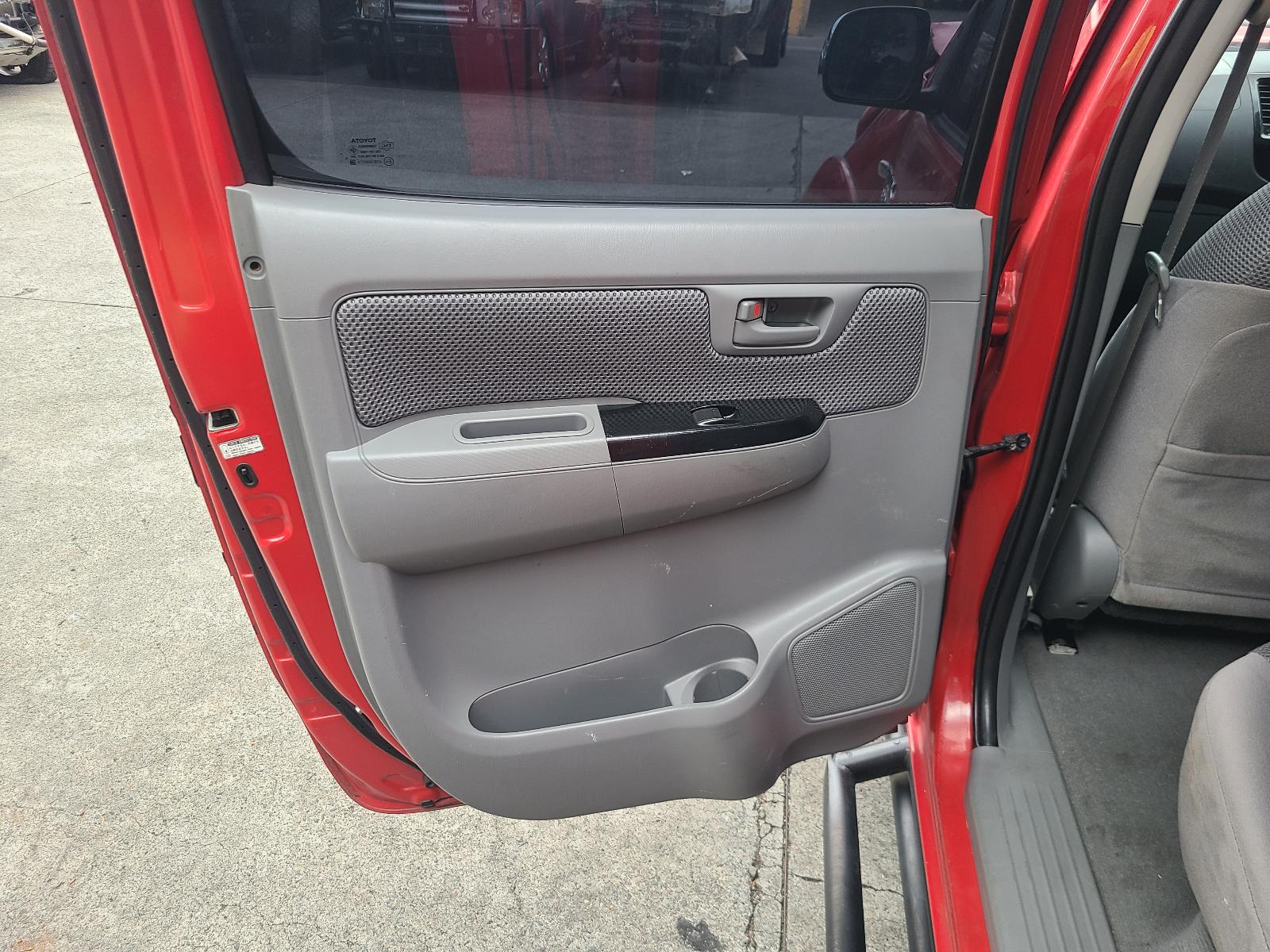 View Toyota Hilux 2009 4 Door Utility