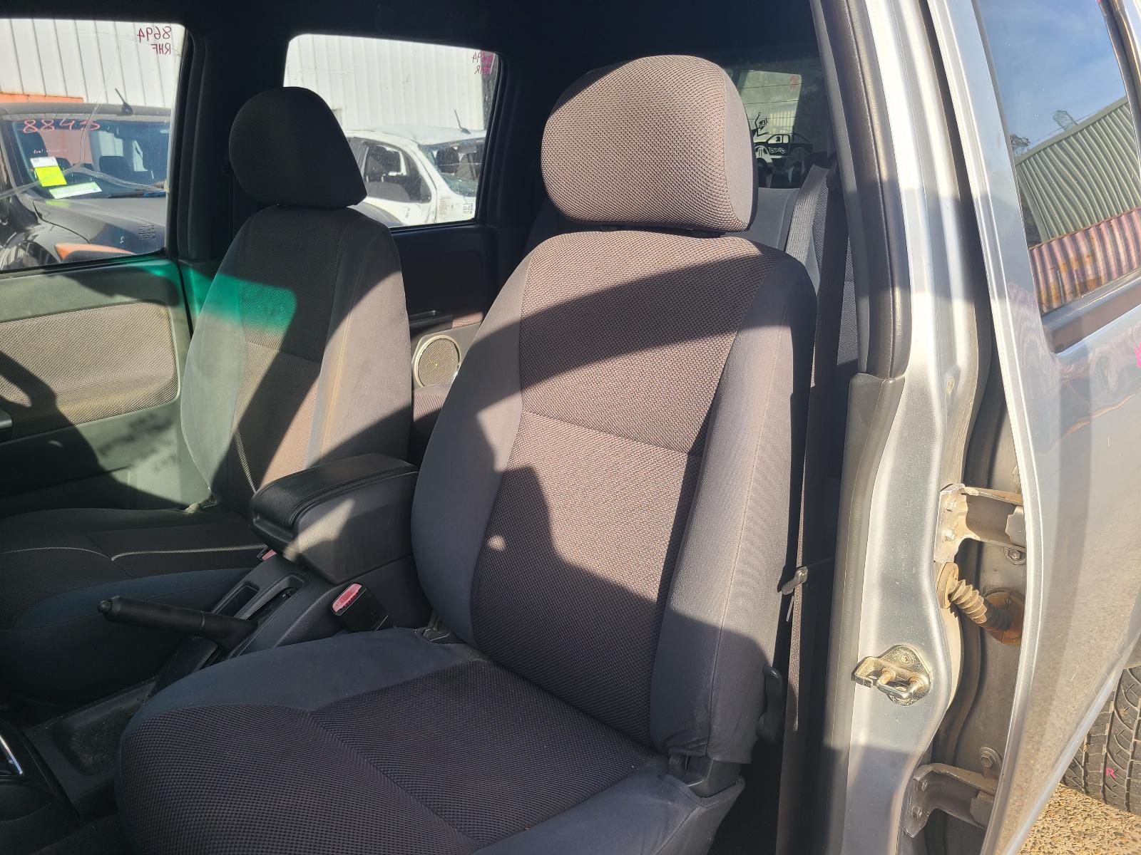 View Isuzu Dmax 2011 4 Door Utility