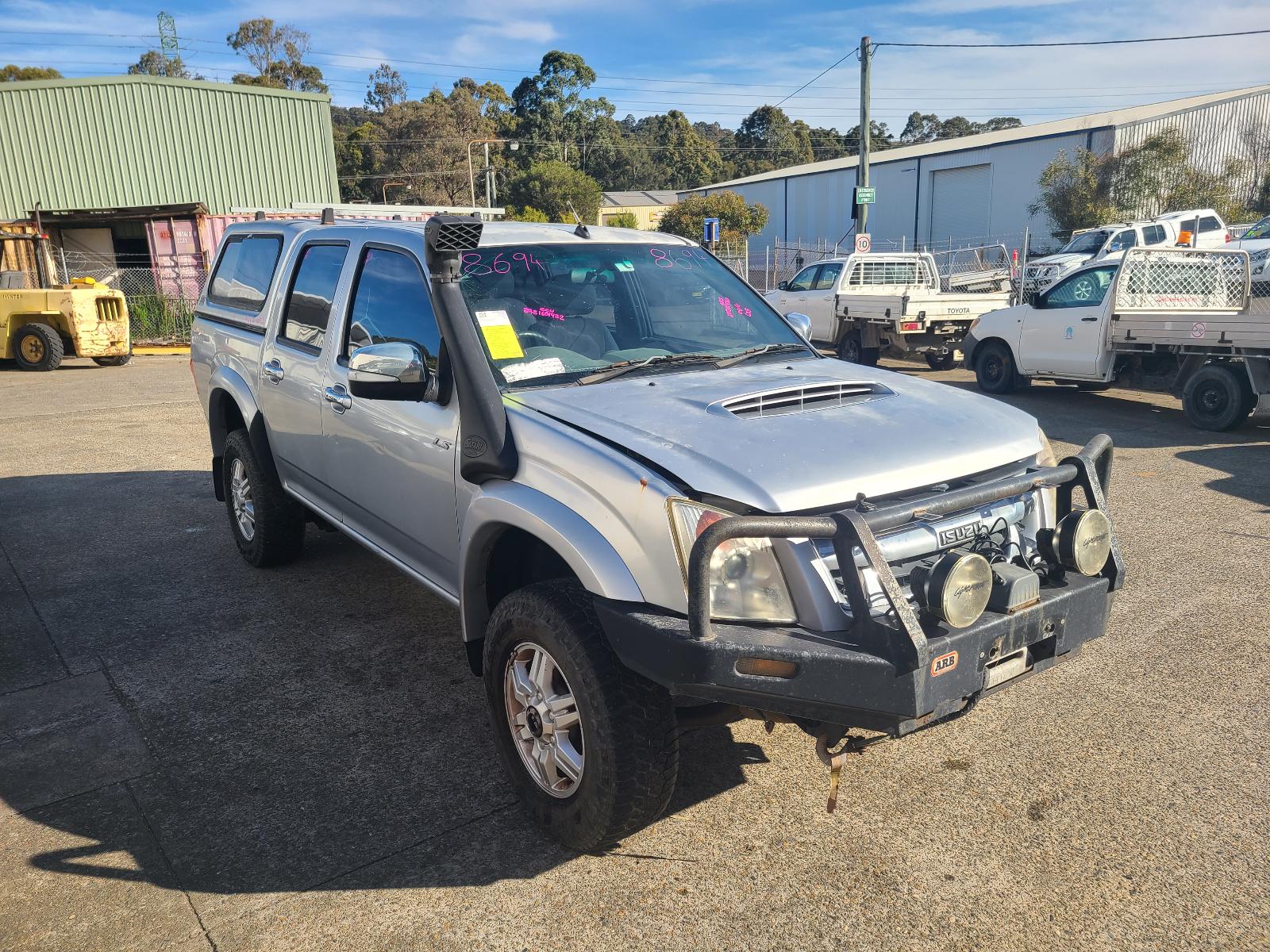 View Isuzu Dmax 2011 4 Door Utility