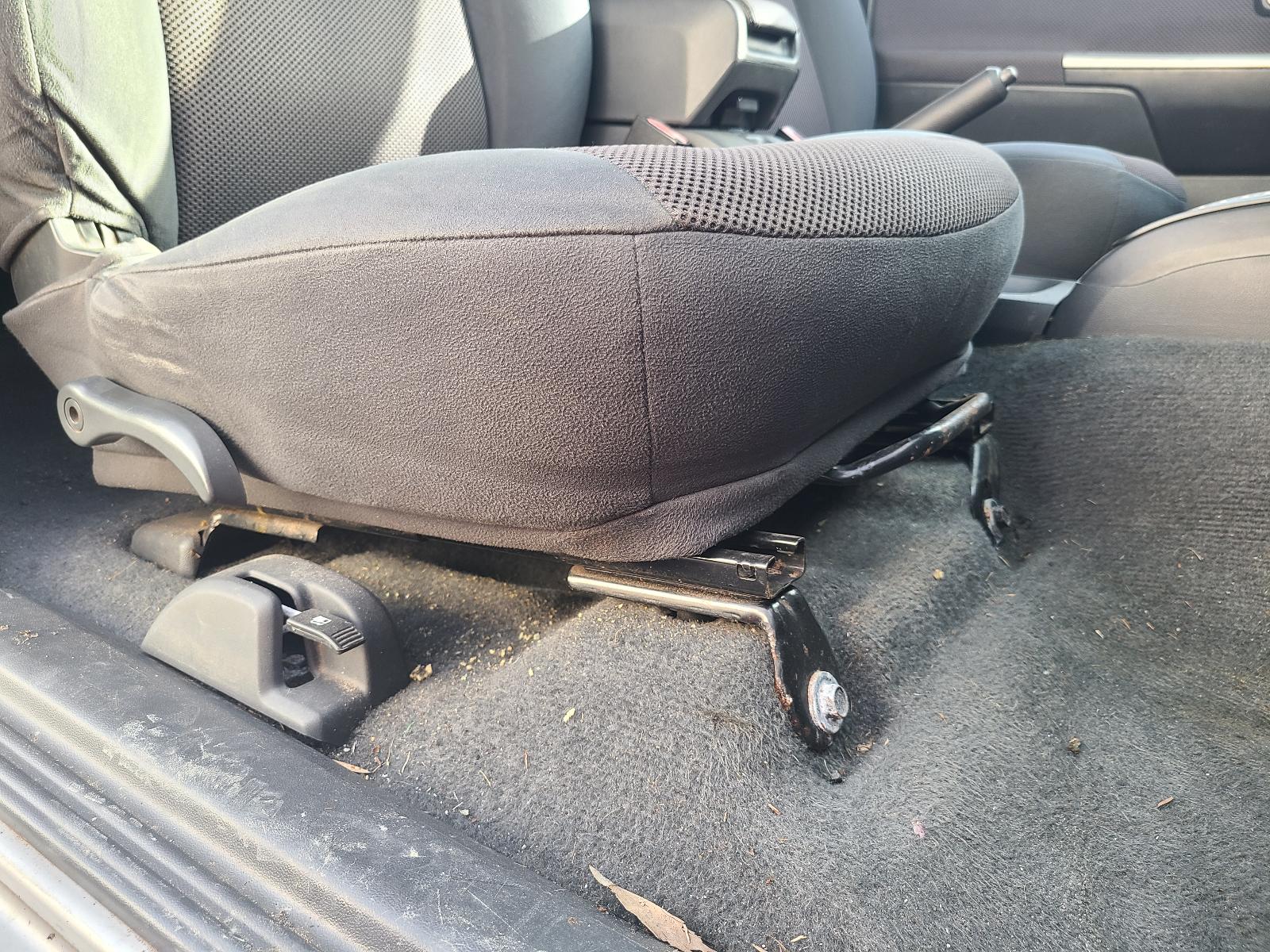 View Isuzu Dmax 2011 4 Door Utility