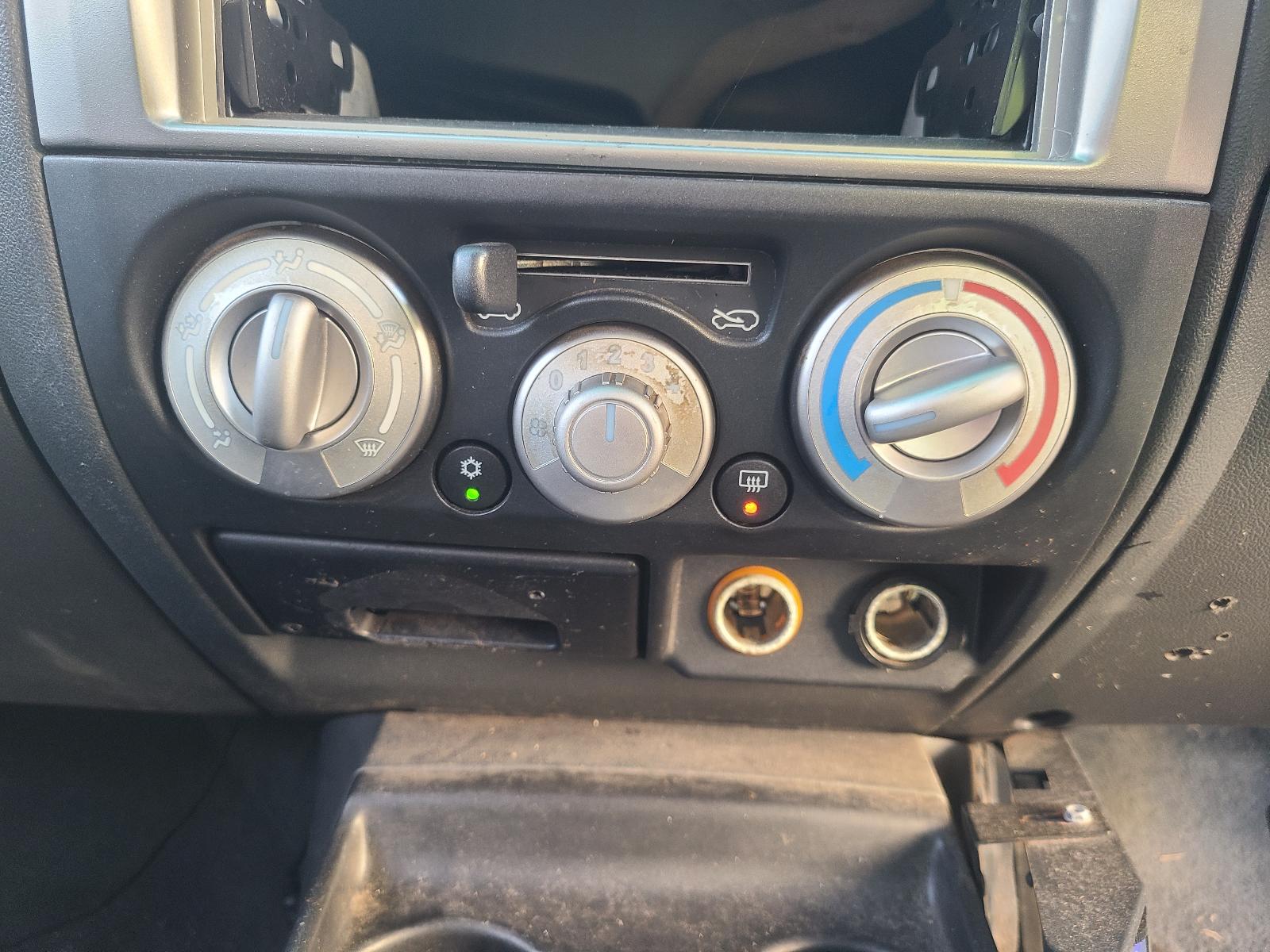 View Isuzu Dmax 2011 4 Door Utility