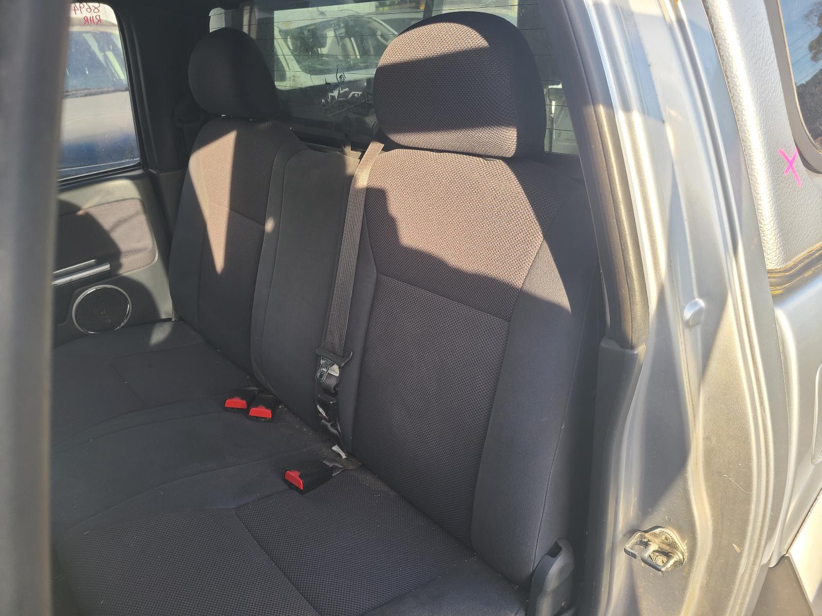 View Isuzu Dmax 2011 4 Door Utility