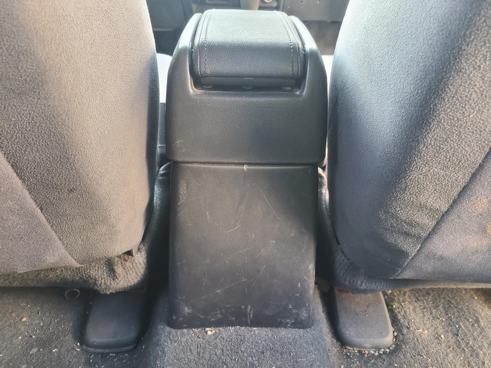 View Isuzu Dmax 2011 4 Door Utility