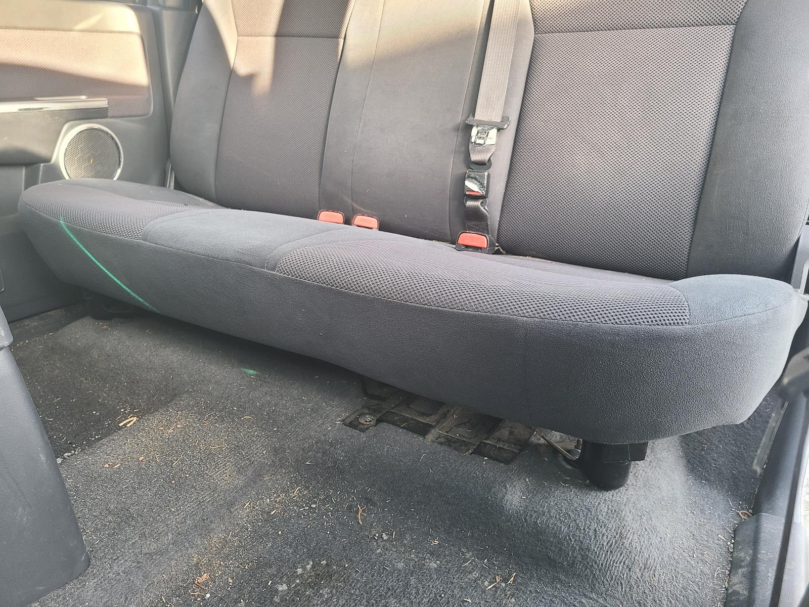 View Isuzu Dmax 2011 4 Door Utility