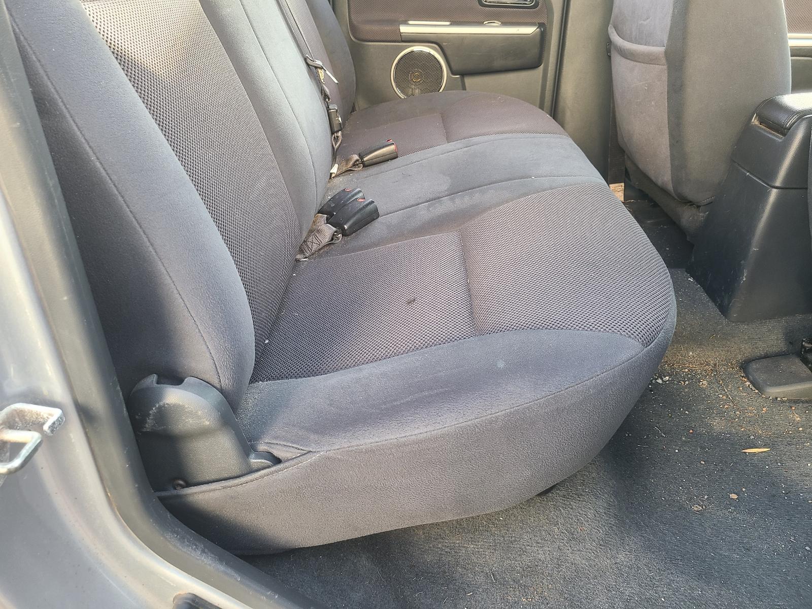 View Isuzu Dmax 2011 4 Door Utility