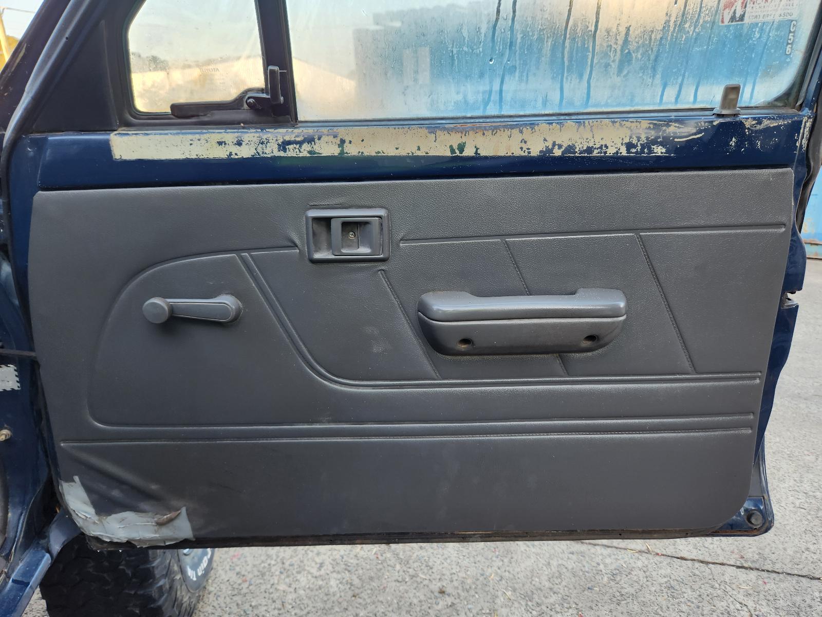 View Toyota Hilux 1993 4 Door Utility