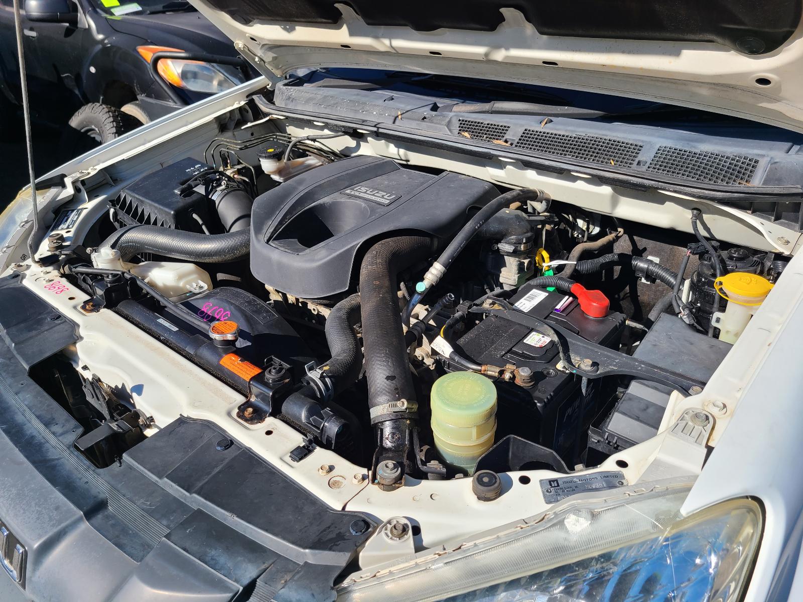 View Auto part Shift Actuator Isuzu Dmax 2015
