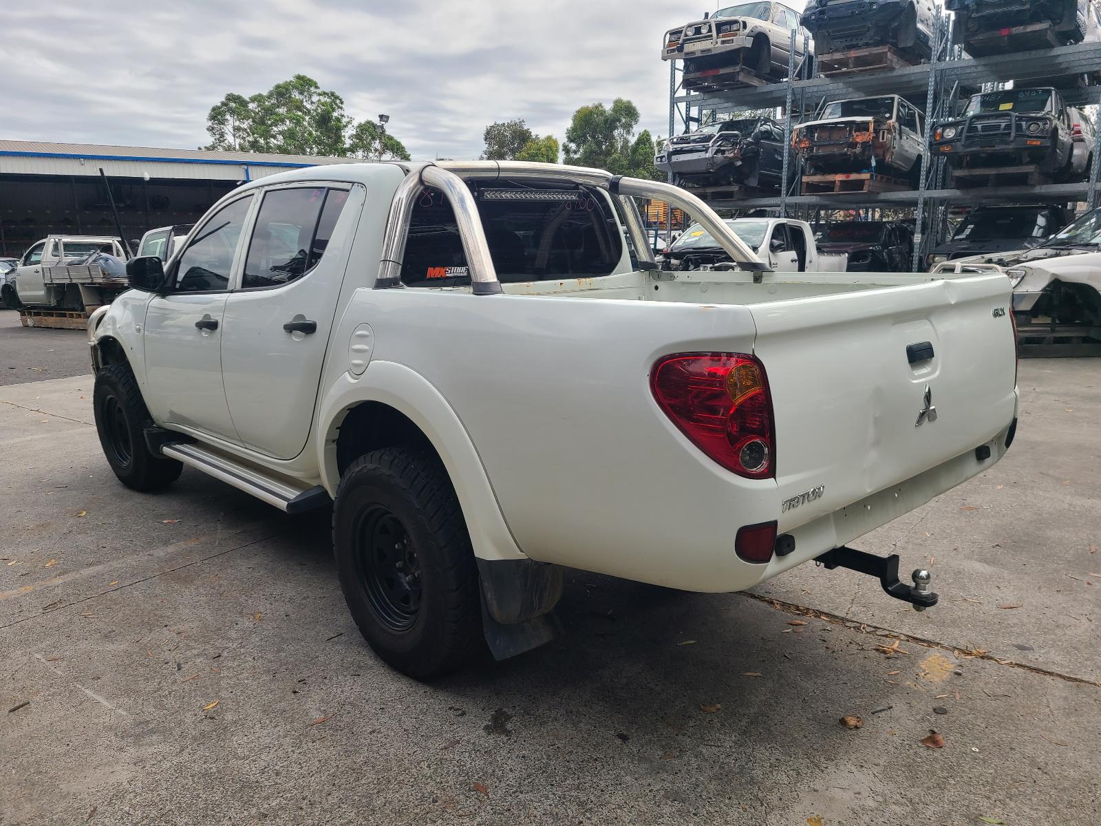 View Mitsubishi Triton 2013 4 Door Utility