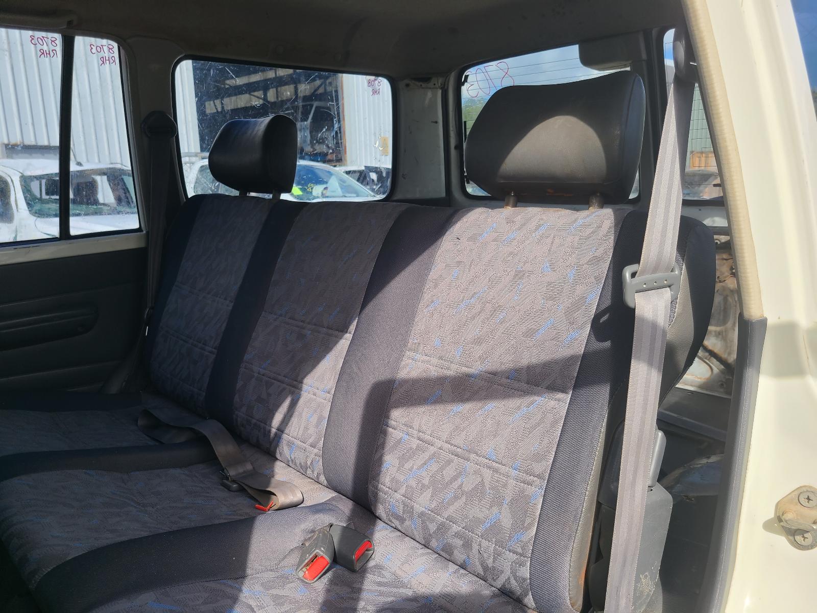 View Toyota Landcruiser 1996 4 Door Station Wagon