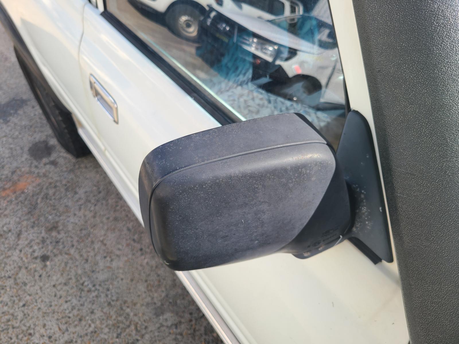 View Toyota Landcruiser 1996 4 Door Station Wagon