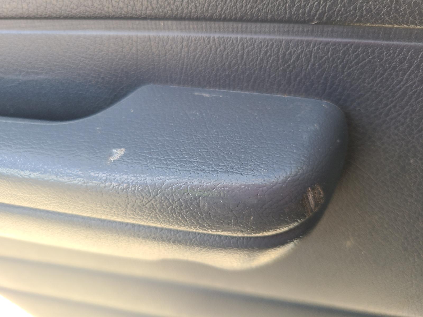 View Toyota Landcruiser 1996 4 Door Station Wagon
