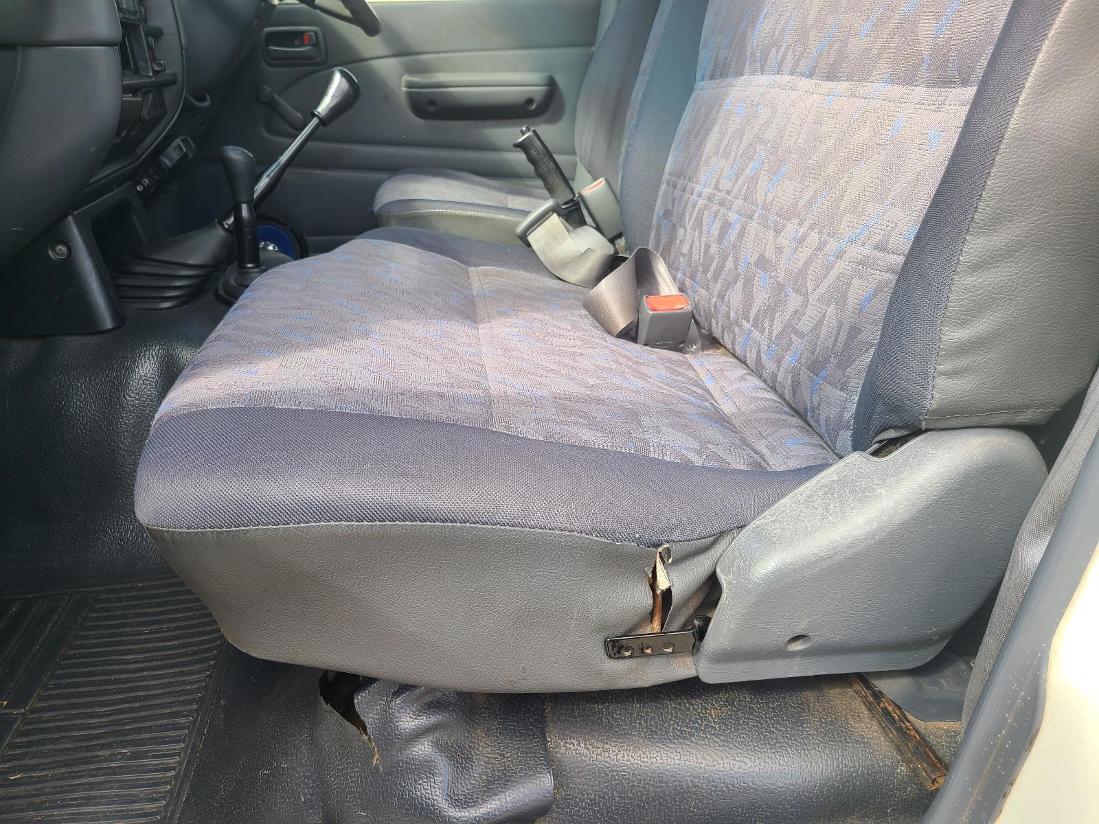 View Toyota Landcruiser 1996 4 Door Station Wagon