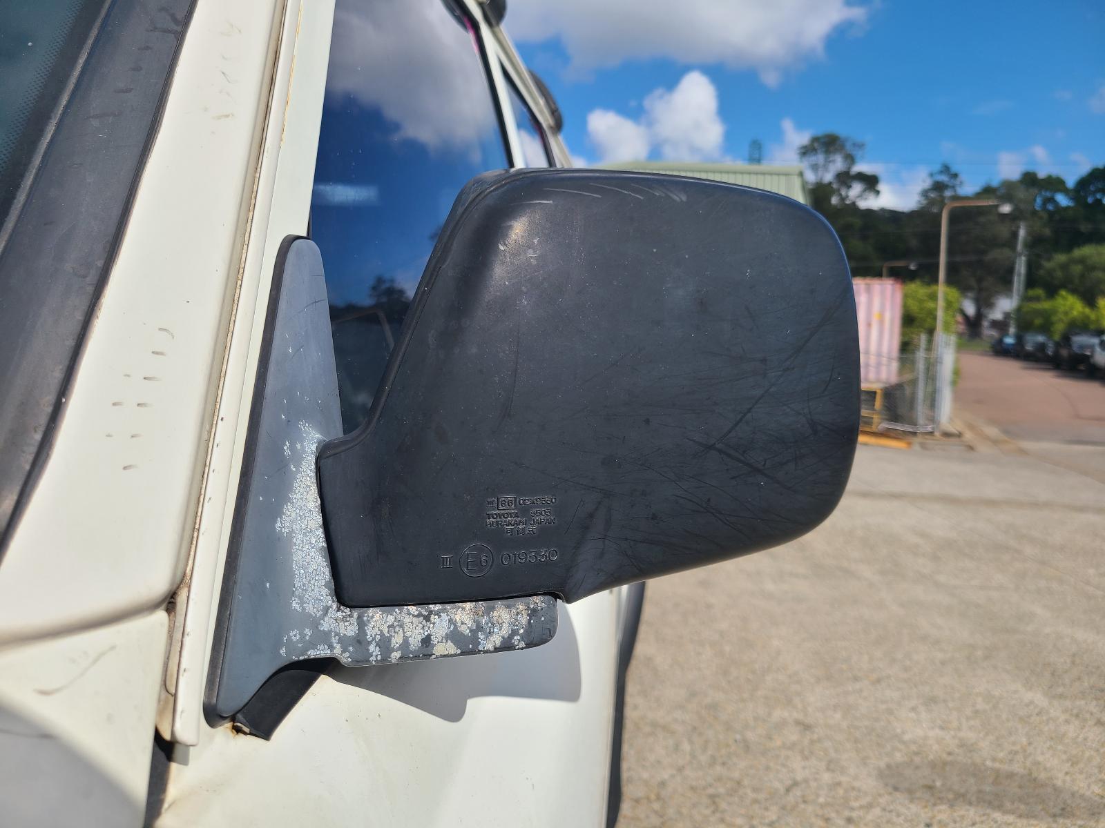 View Toyota Landcruiser 1996 4 Door Station Wagon