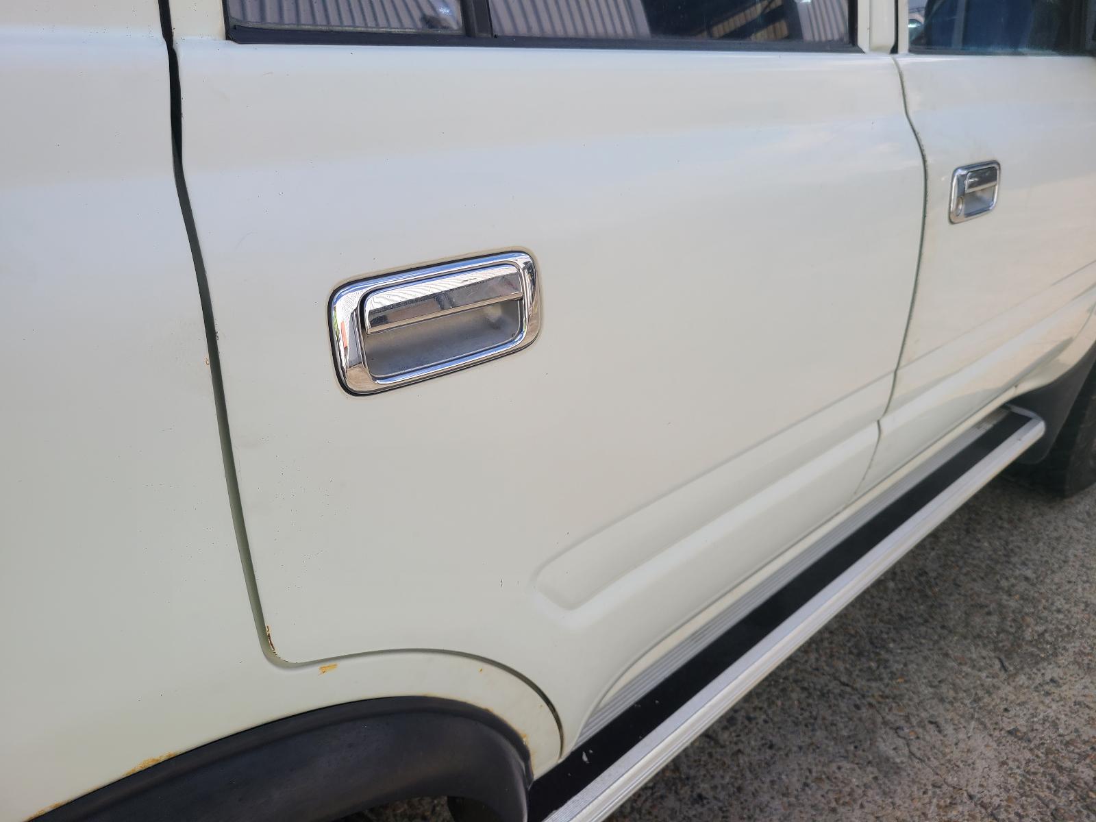 View Toyota Landcruiser 1996 4 Door Station Wagon