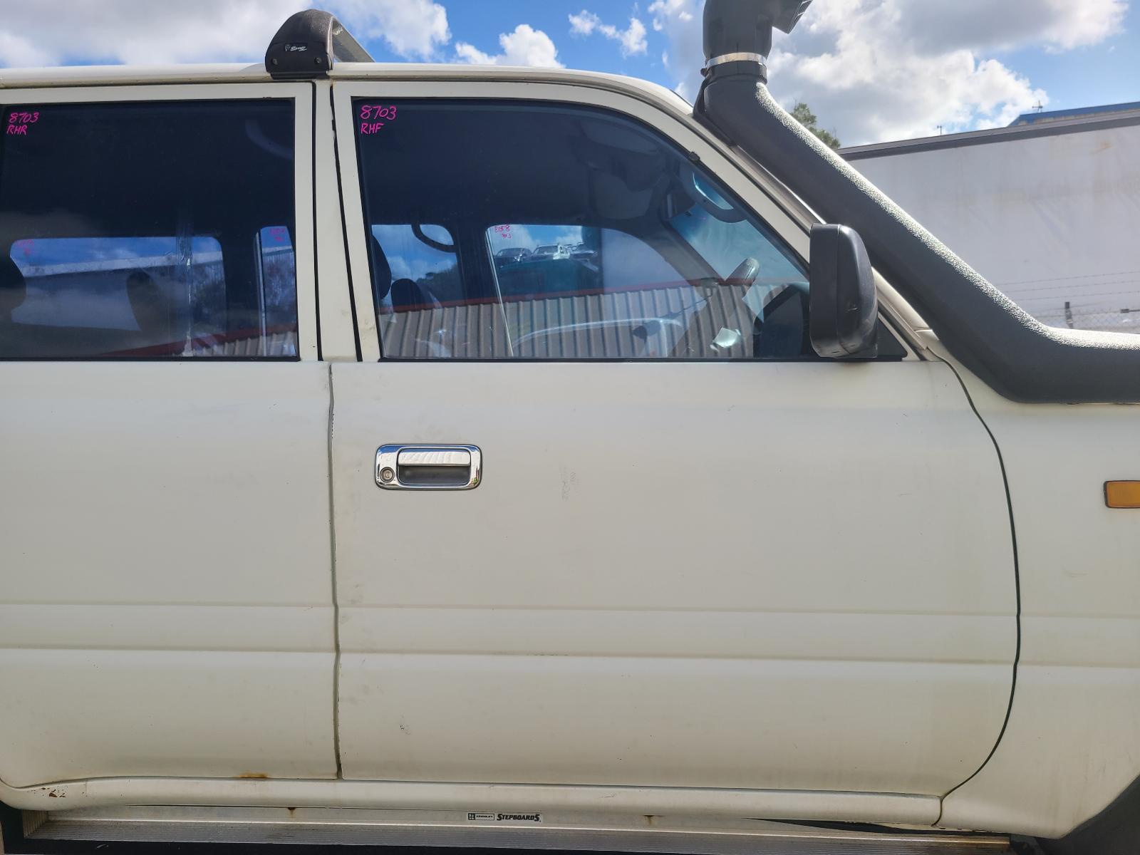View Toyota Landcruiser 1996 4 Door Station Wagon