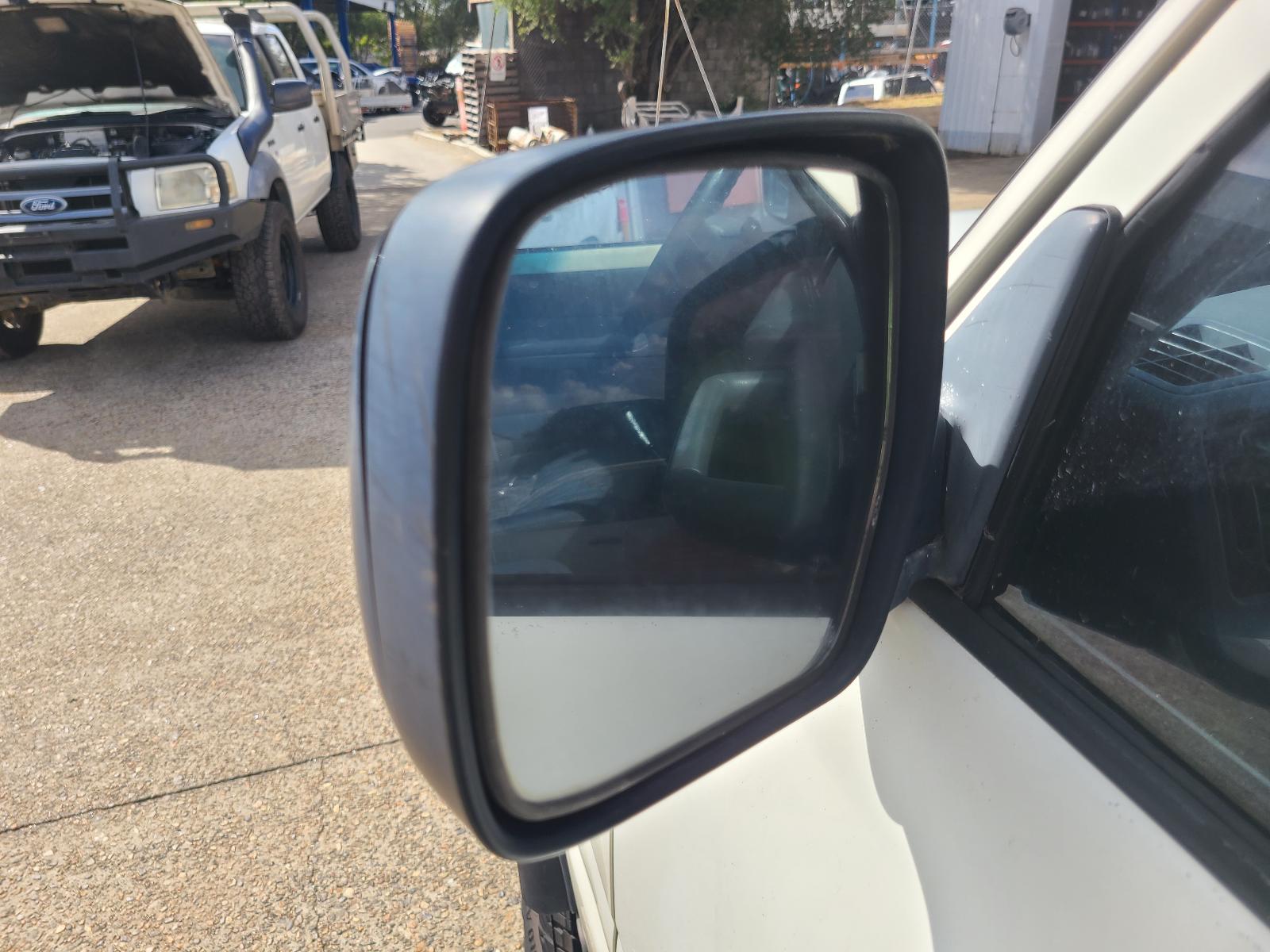 View Toyota Landcruiser 1996 4 Door Station Wagon
