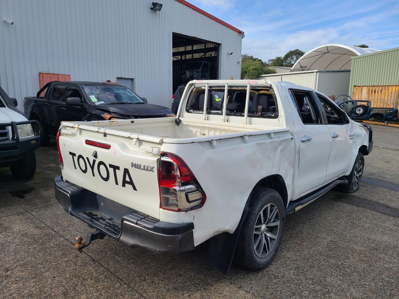 View Toyota Hilux 2015 4 Door Pickup