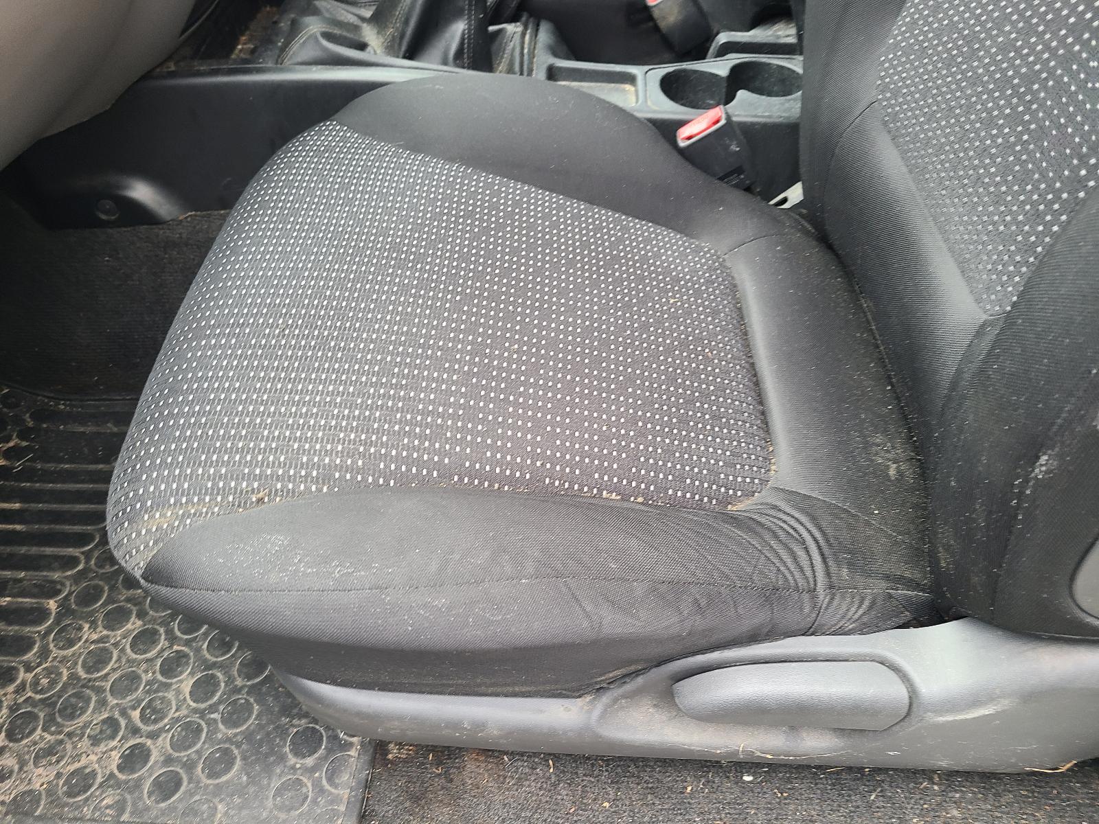 View Mitsubishi Triton 2014  