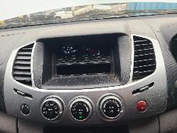 View Mitsubishi Triton 2014  