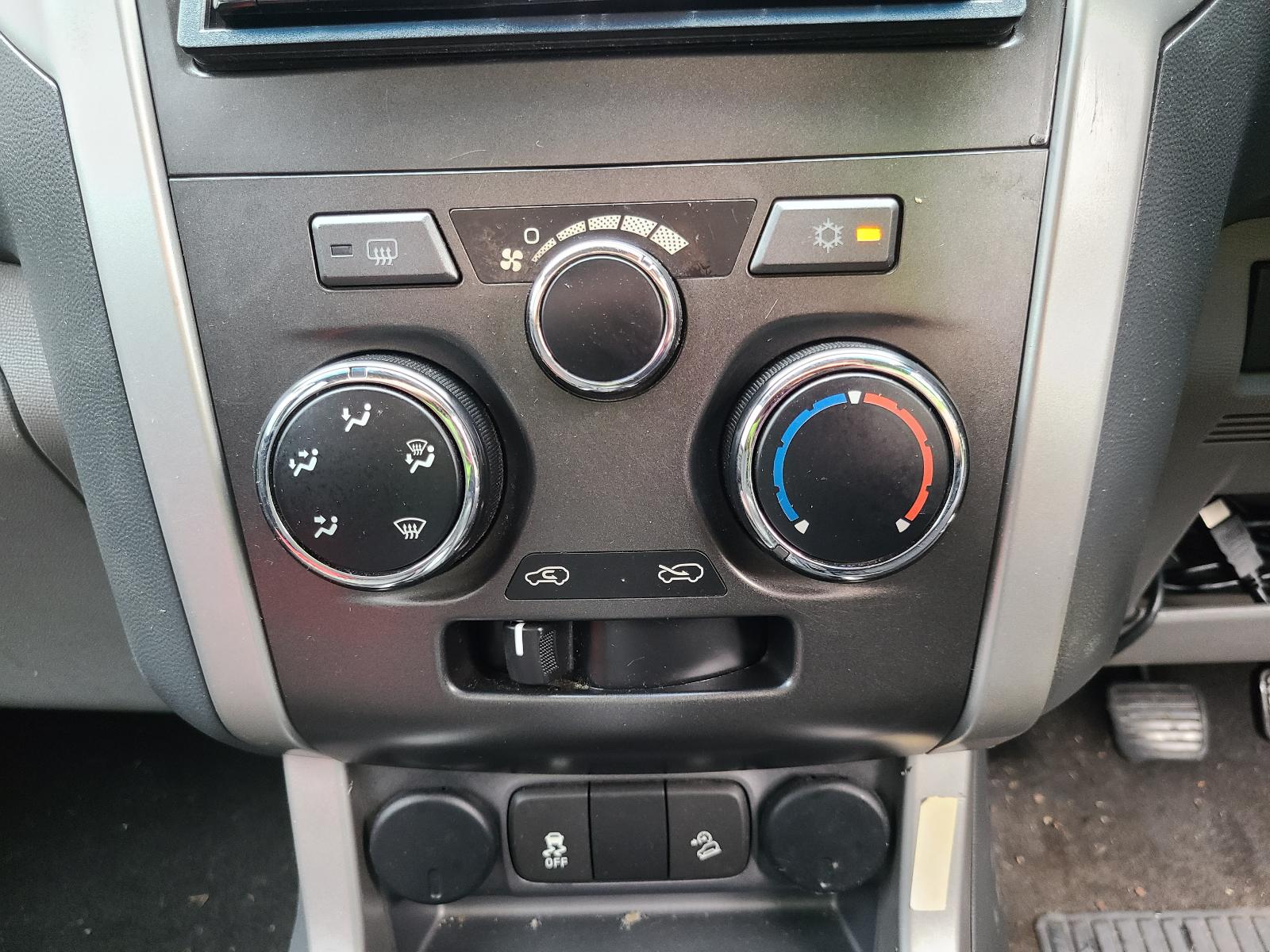 View Holden Colorado 2015  