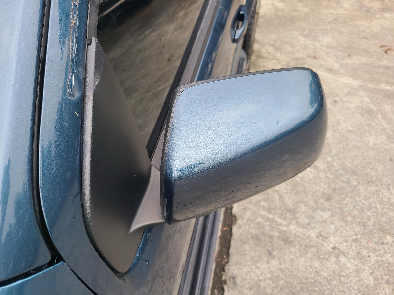 View Holden Colorado 2015  
