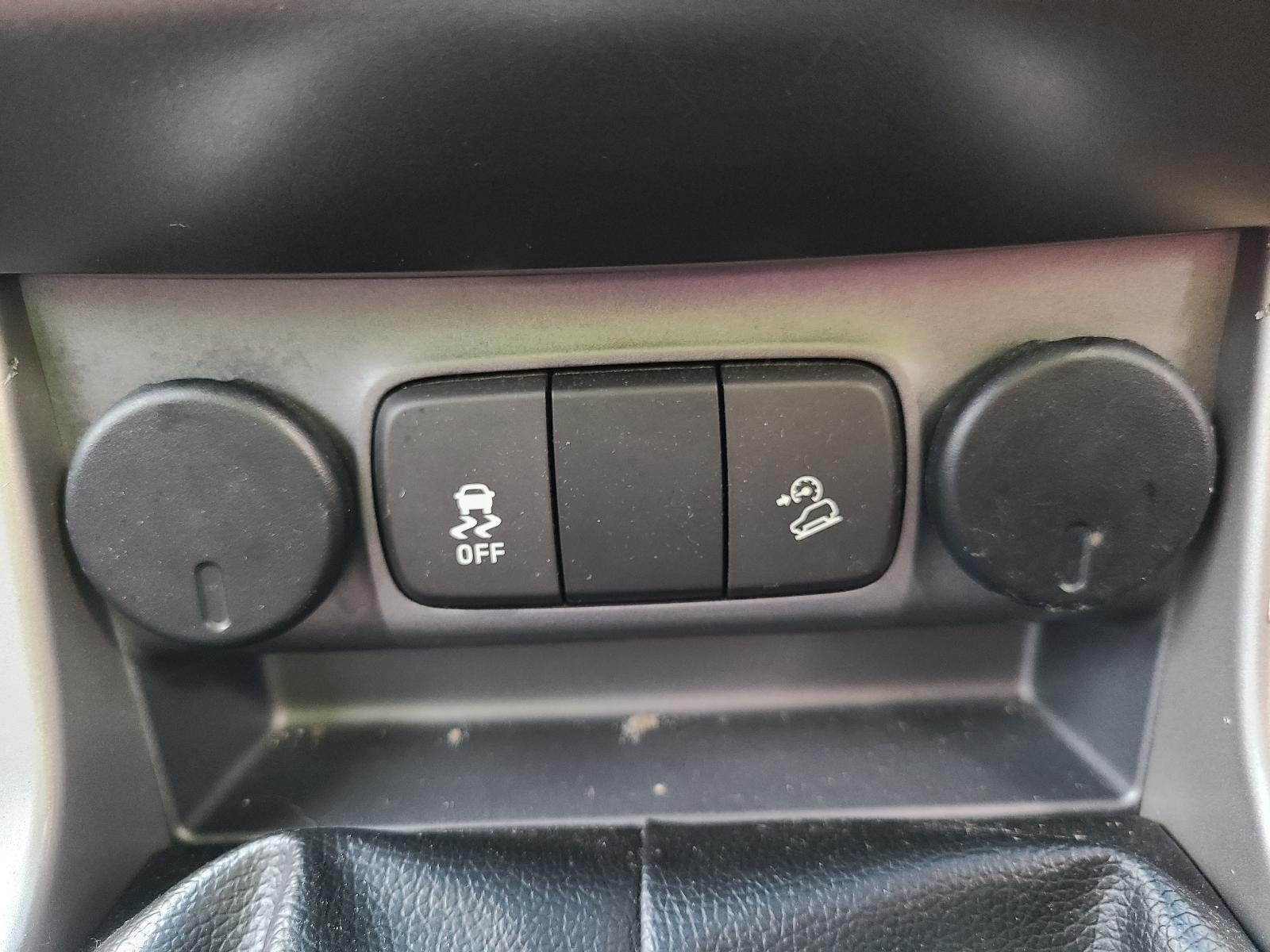 View Holden Colorado 2015  
