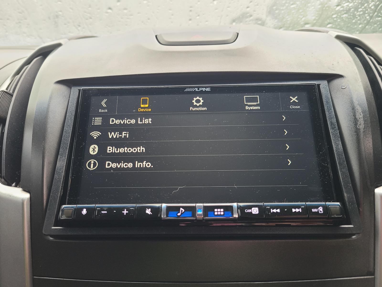 View Holden Colorado 2015  