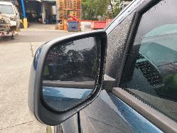 View Holden Colorado 2015  
