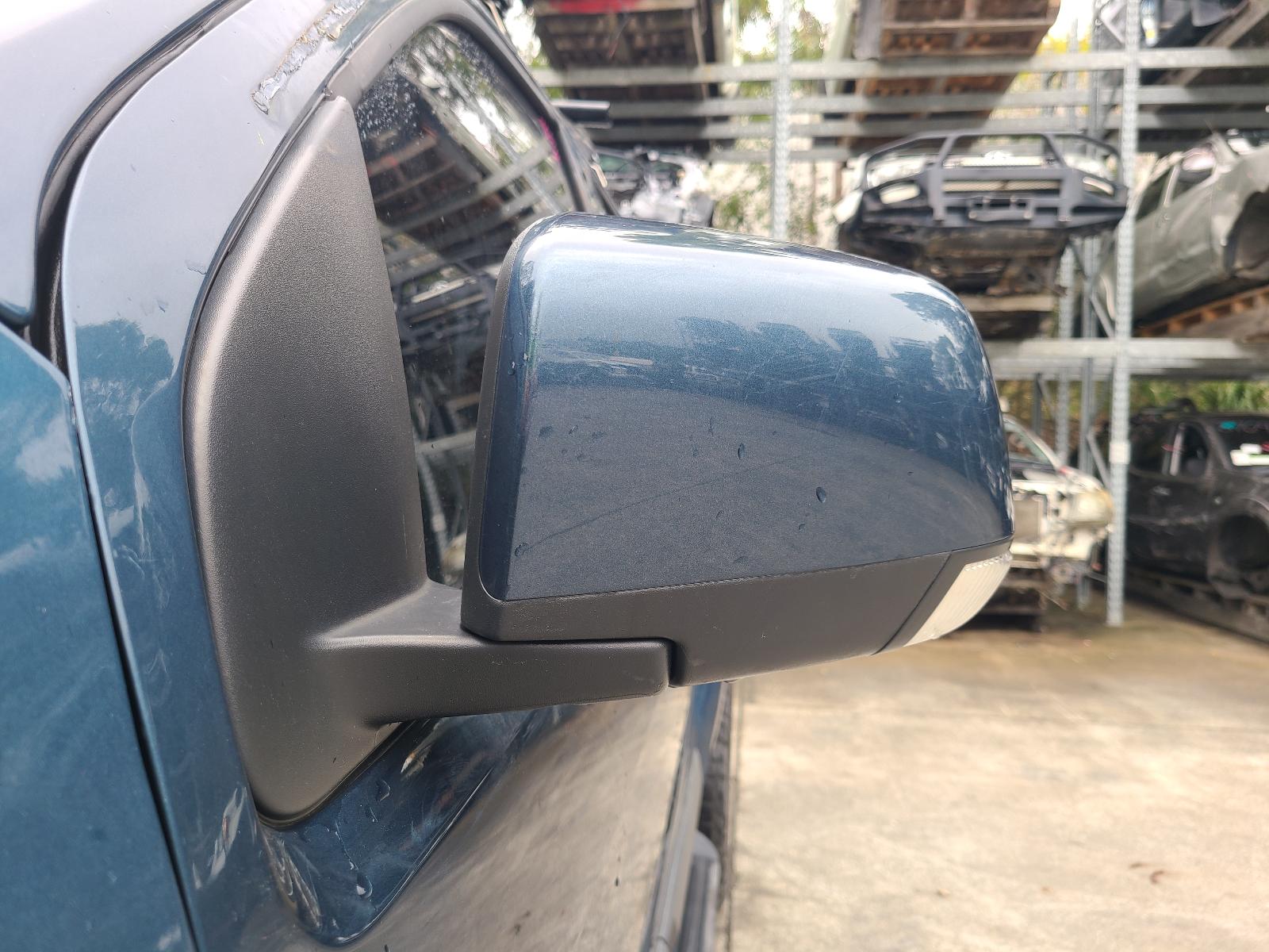 View Holden Colorado 2015  