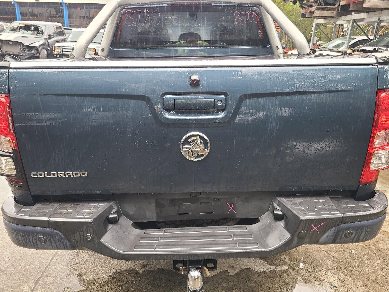 View Holden Colorado 2015  