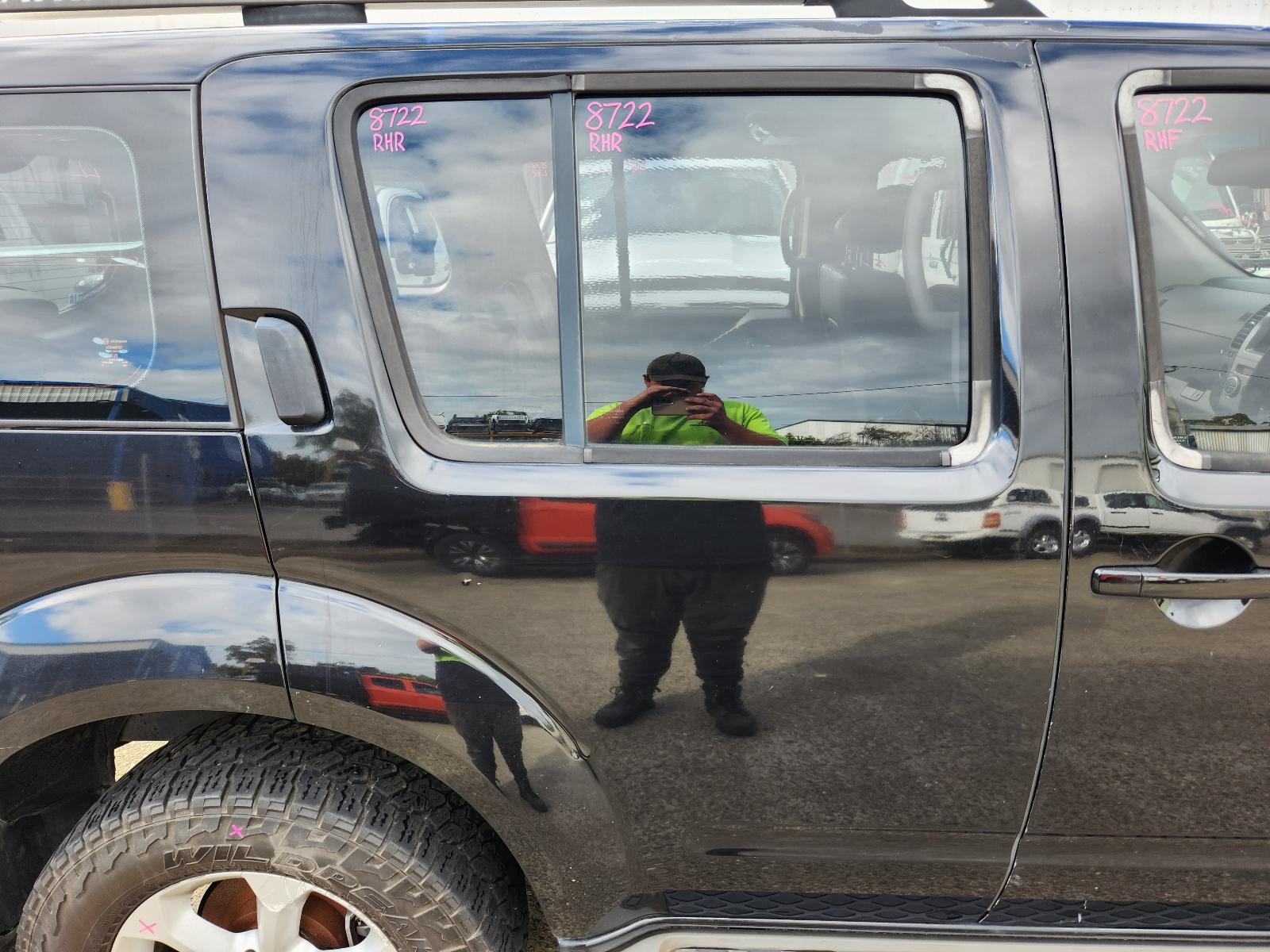 View Nissan Pathfinder 2007 4 Door Station Wagon