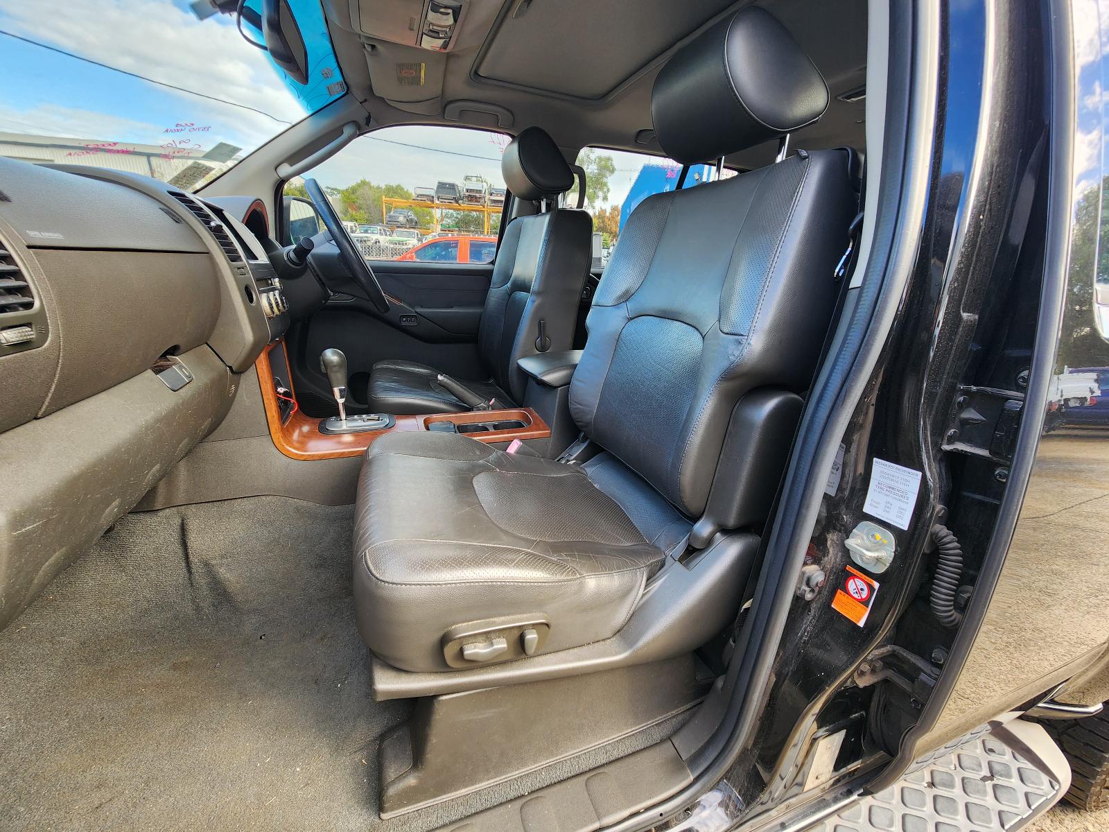 View Nissan Pathfinder 2007 4 Door Station Wagon