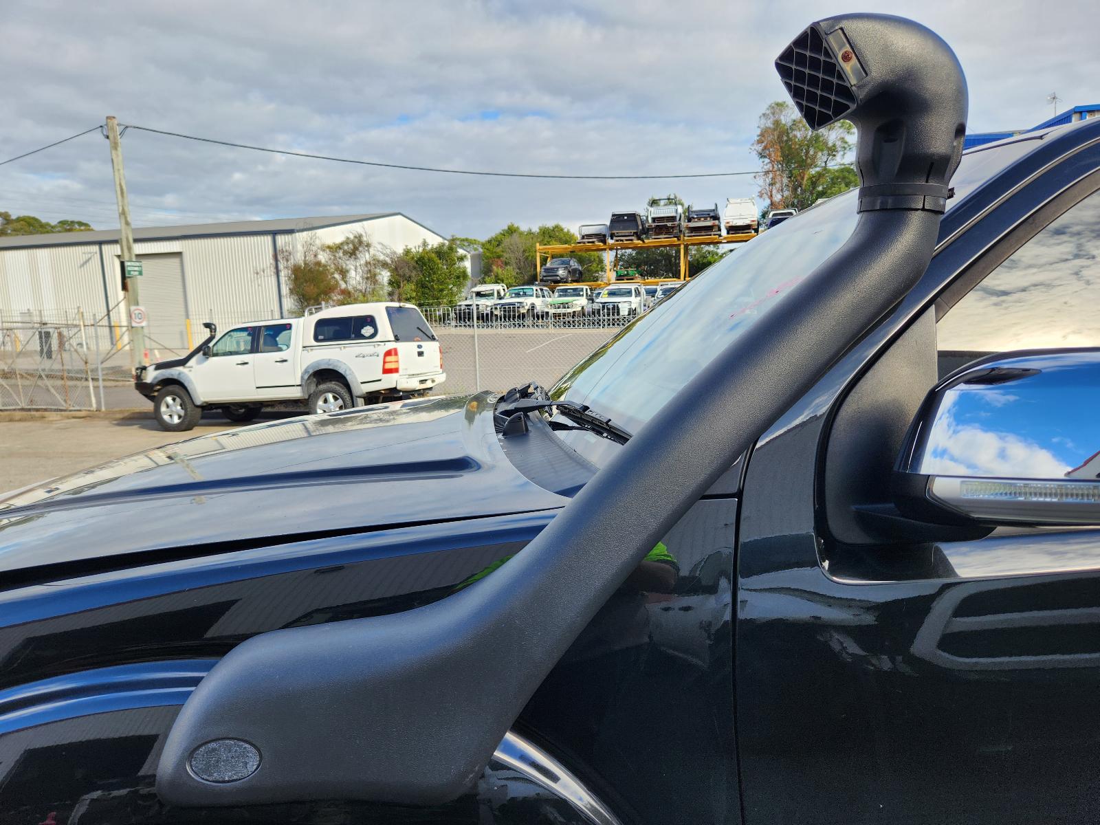 View Nissan Pathfinder 2007 4 Door Station Wagon