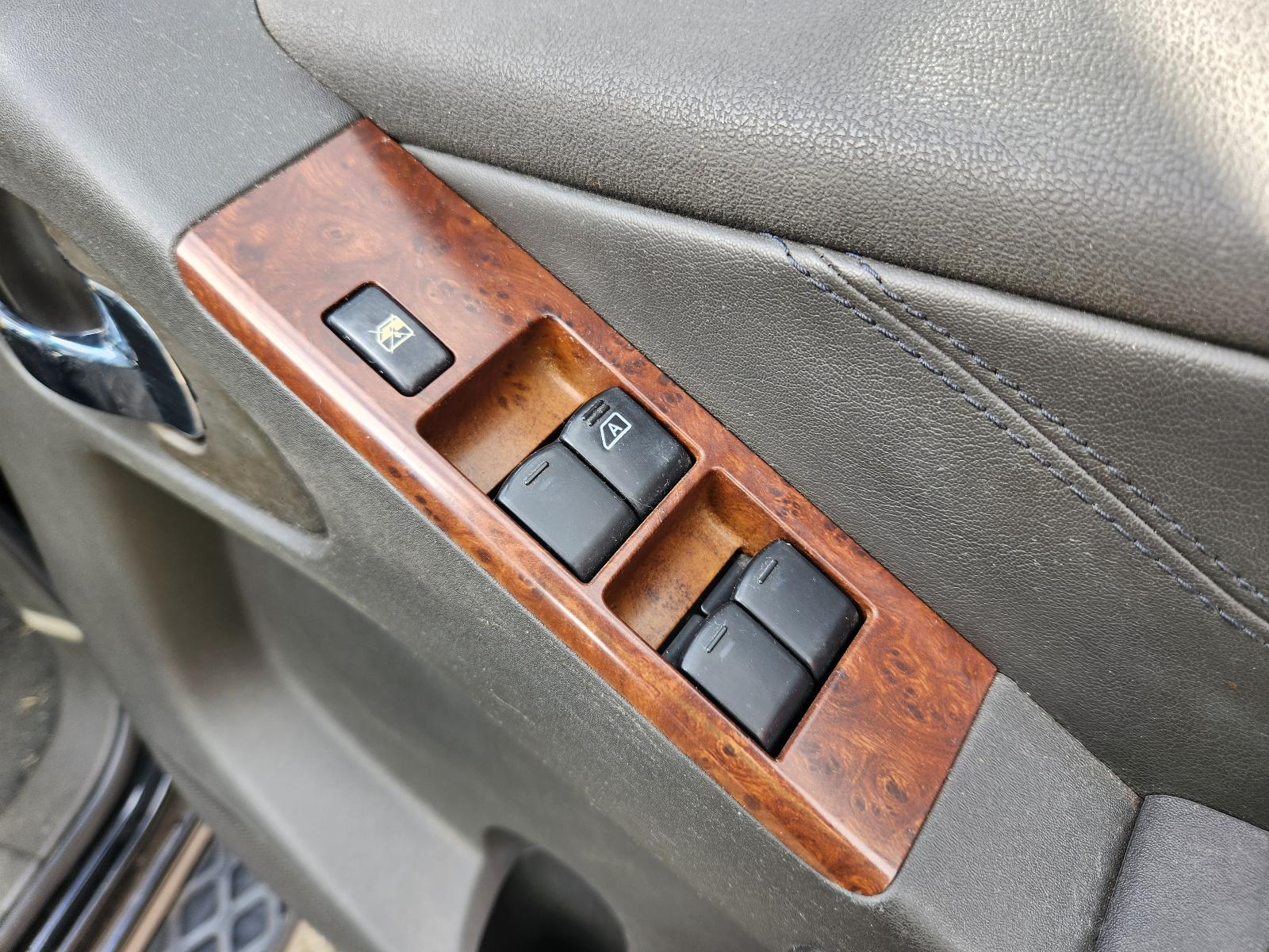 View Nissan Pathfinder 2007 4 Door Station Wagon
