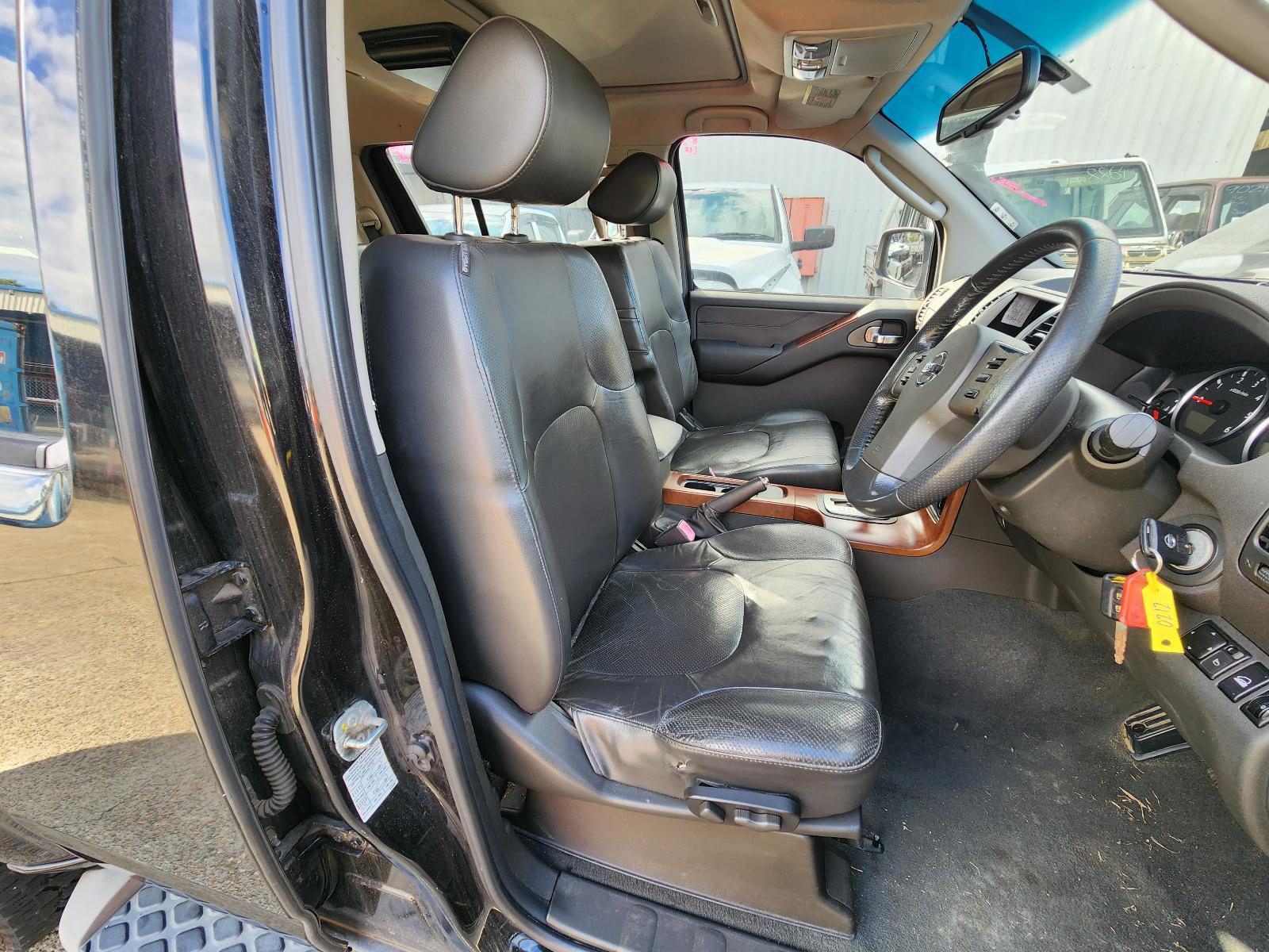View Nissan Pathfinder 2007 4 Door Station Wagon