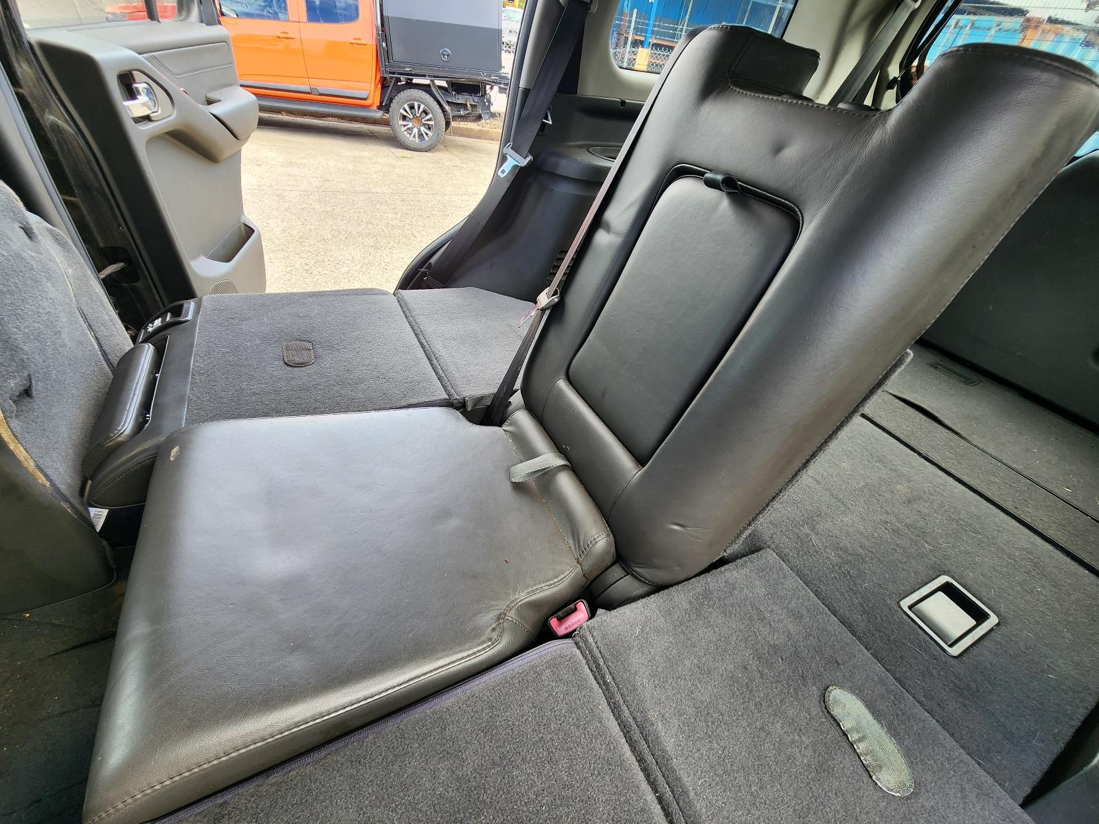 View Nissan Pathfinder 2007 4 Door Station Wagon