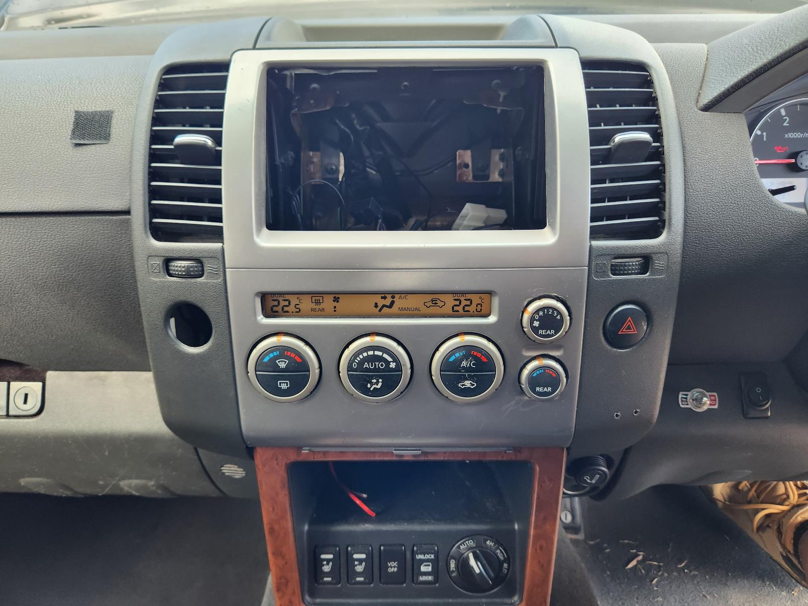 View Nissan Pathfinder 2007 4 Door Station Wagon