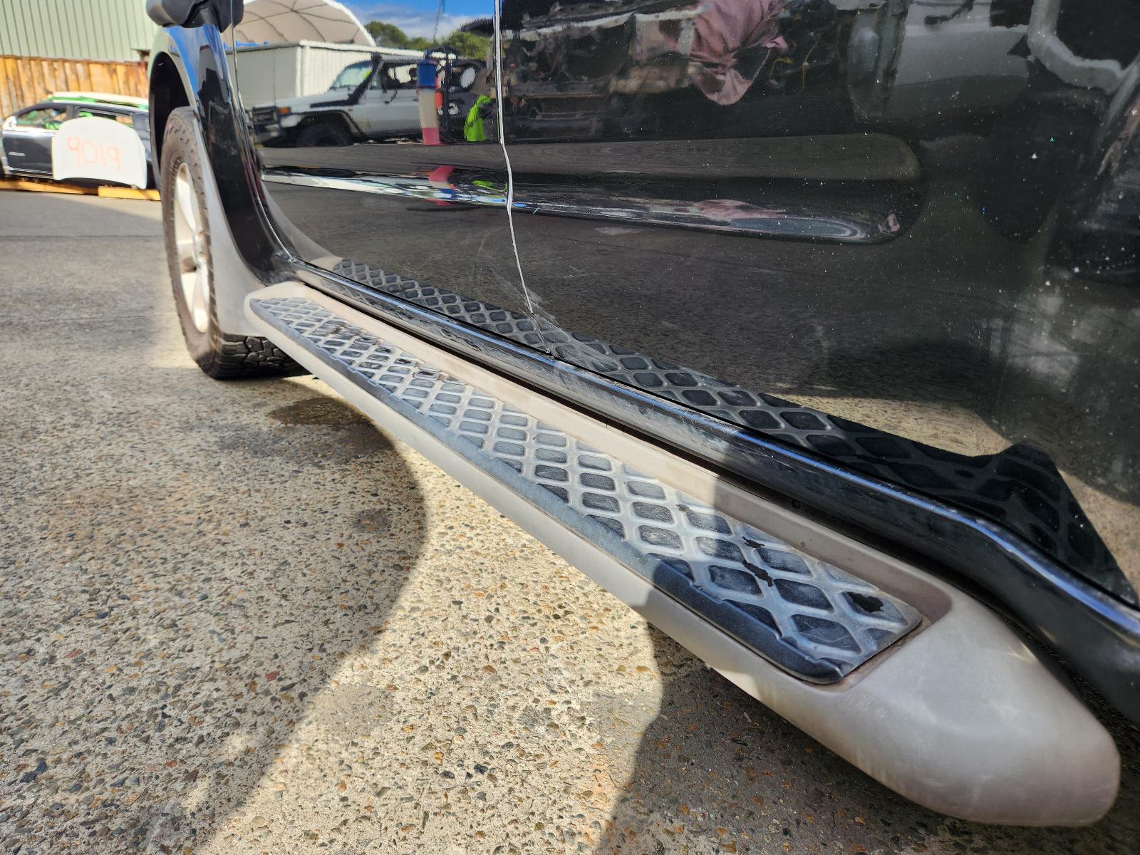 View Nissan Pathfinder 2007 4 Door Station Wagon