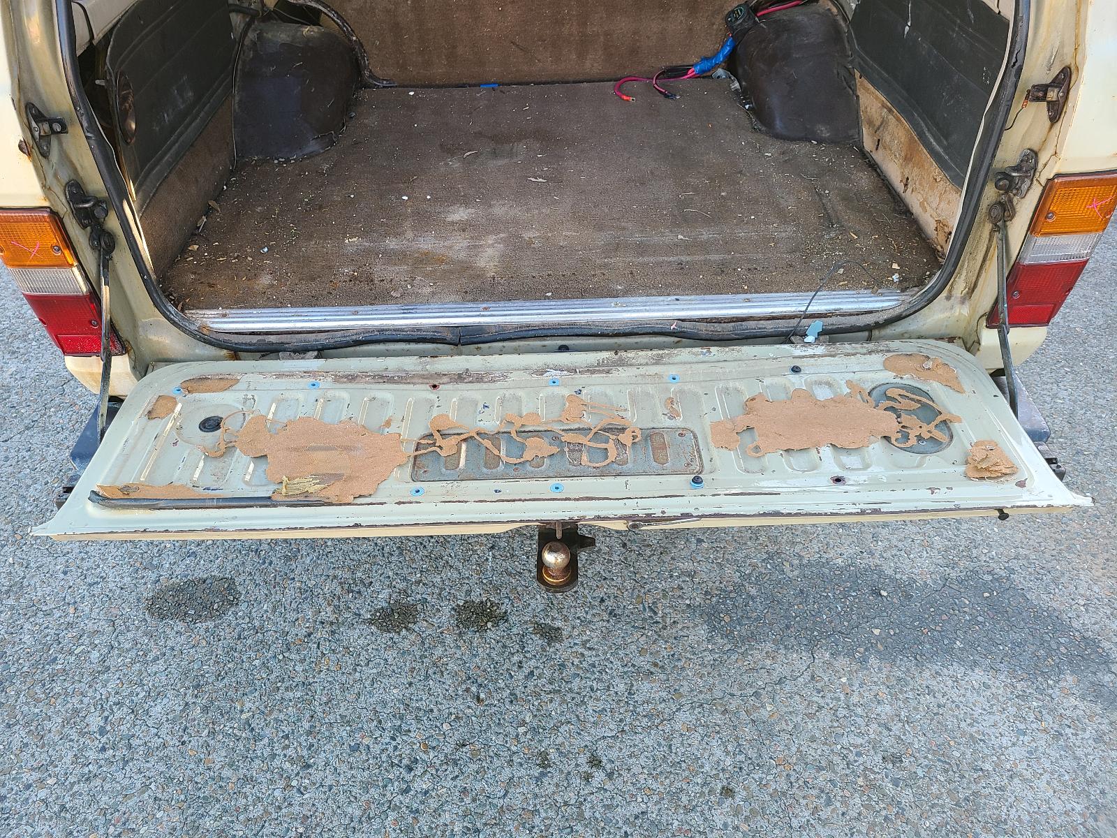 Toyota Landcruiser 1985 4 Door Station Wagon View Toyota Landcruiser 1985 4 Door Station Wagon