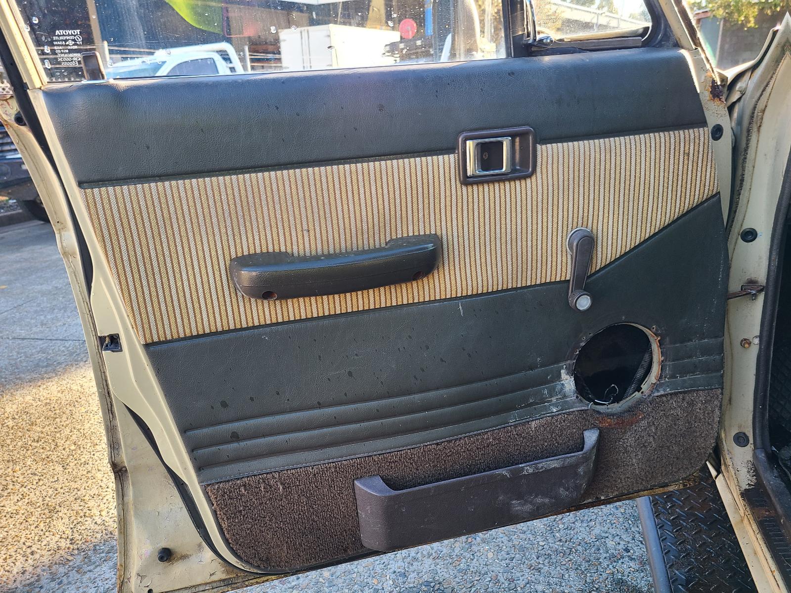 Toyota Landcruiser 1985 4 Door Station Wagon View Toyota Landcruiser 1985 4 Door Station Wagon