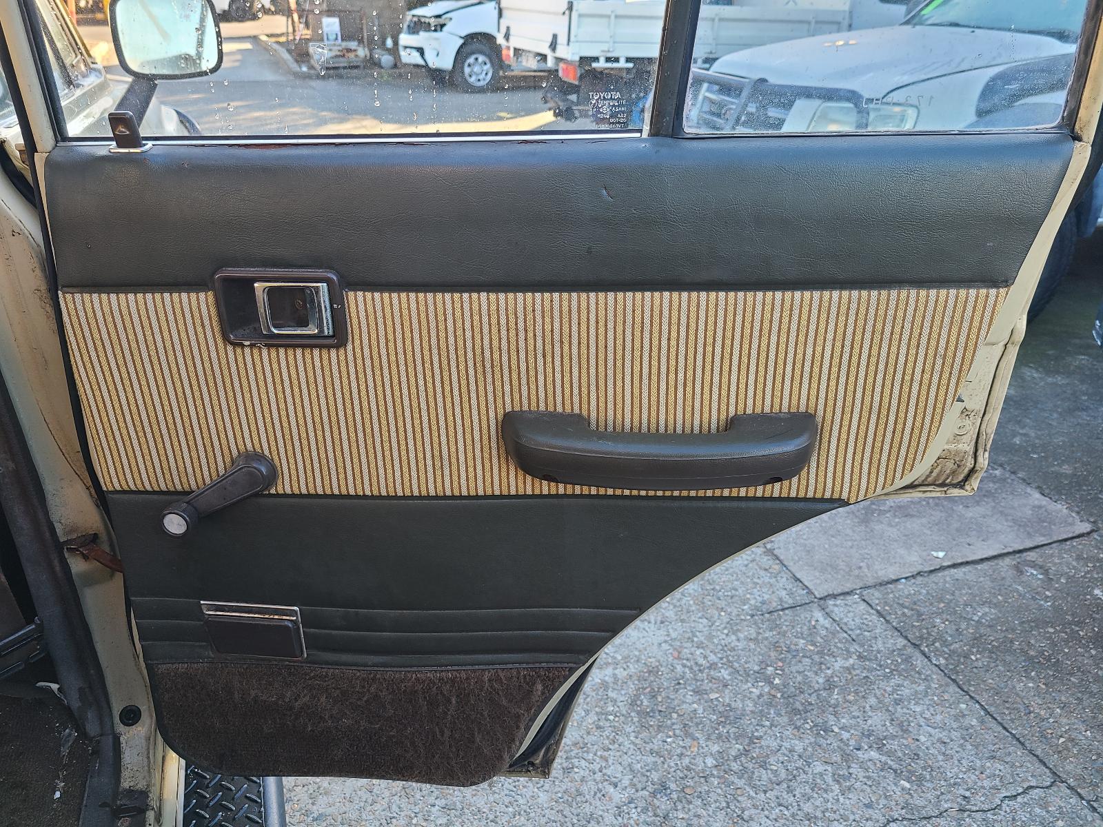 Toyota Landcruiser 1985 4 Door Station Wagon View Toyota Landcruiser 1985 4 Door Station Wagon