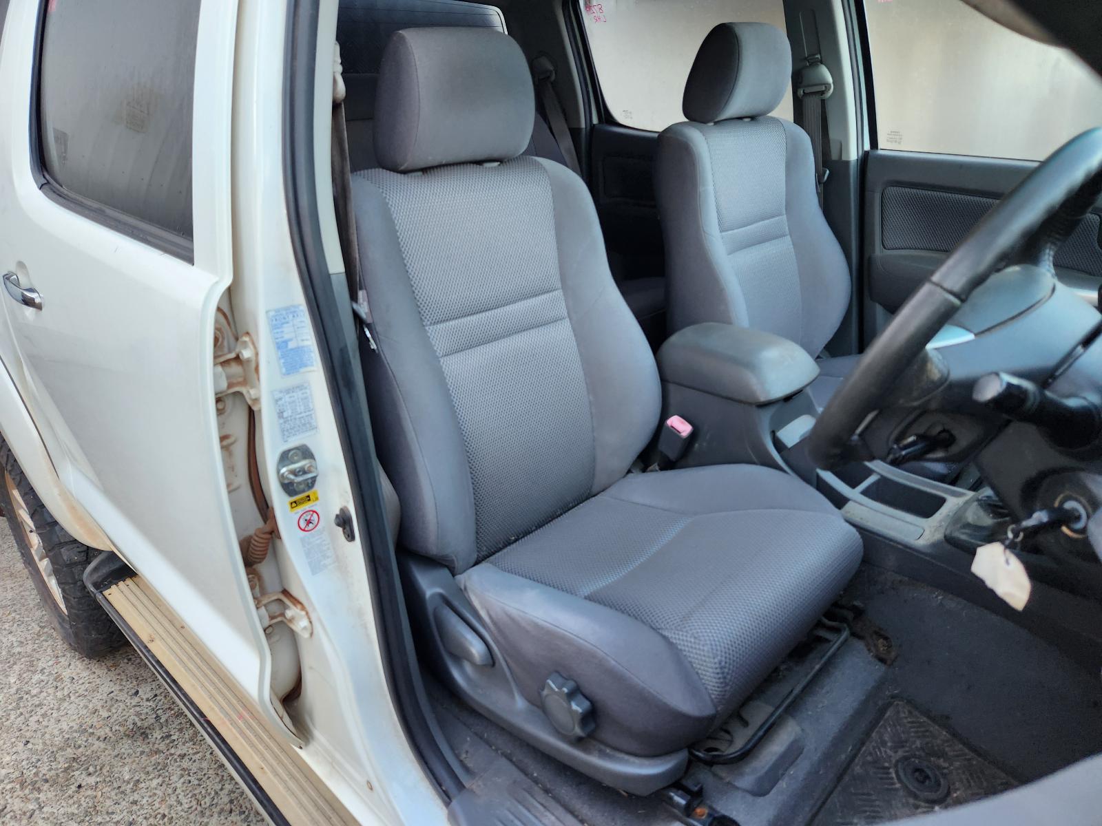 Toyota Hilux 2013 4 Door Utility View Toyota Hilux 2013 4 Door Utility