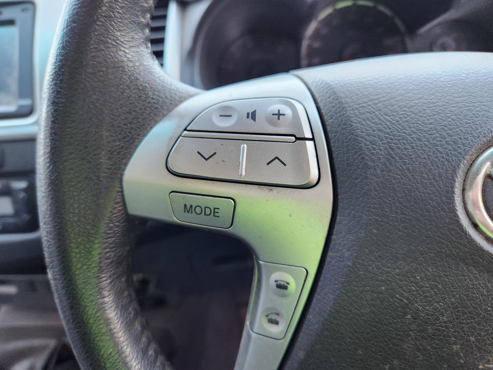 Toyota Hilux 2013 4 Door Utility View Toyota Hilux 2013 4 Door Utility