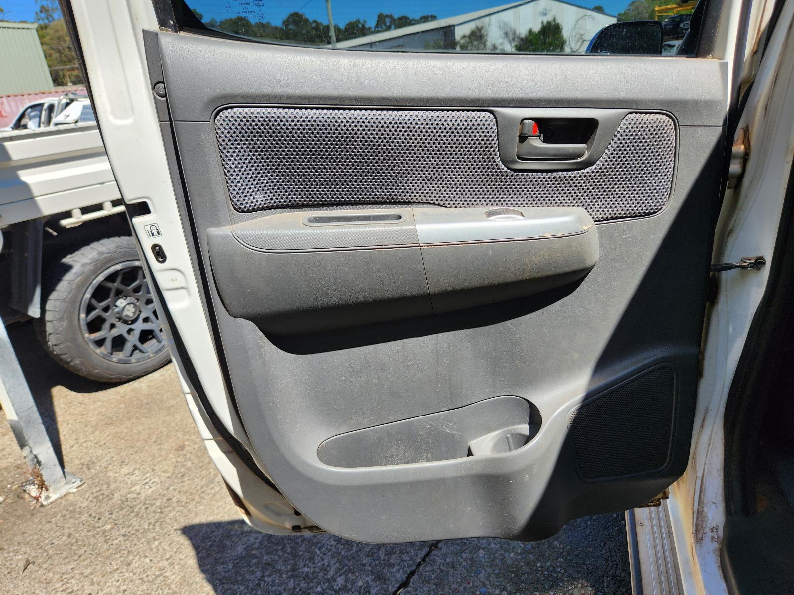 Toyota Hilux 2013 4 Door Utility View Toyota Hilux 2013 4 Door Utility