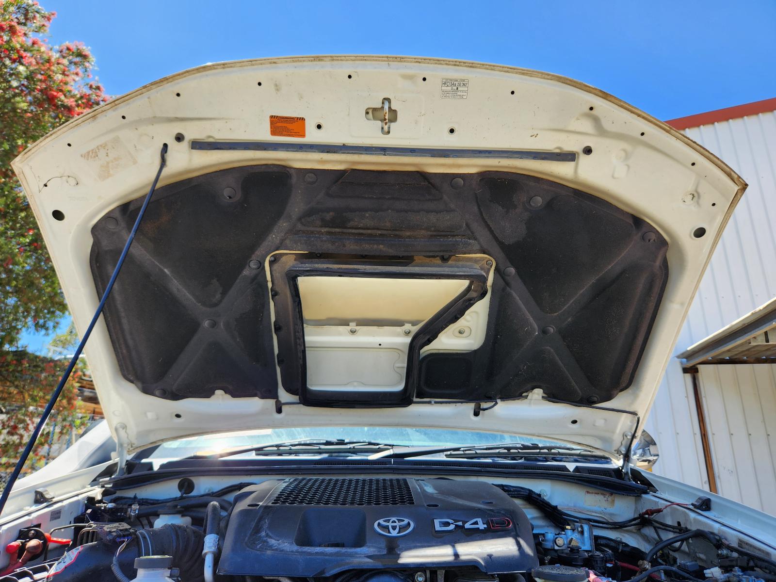 Toyota Hilux 2013 4 Door Utility View Toyota Hilux 2013 4 Door Utility