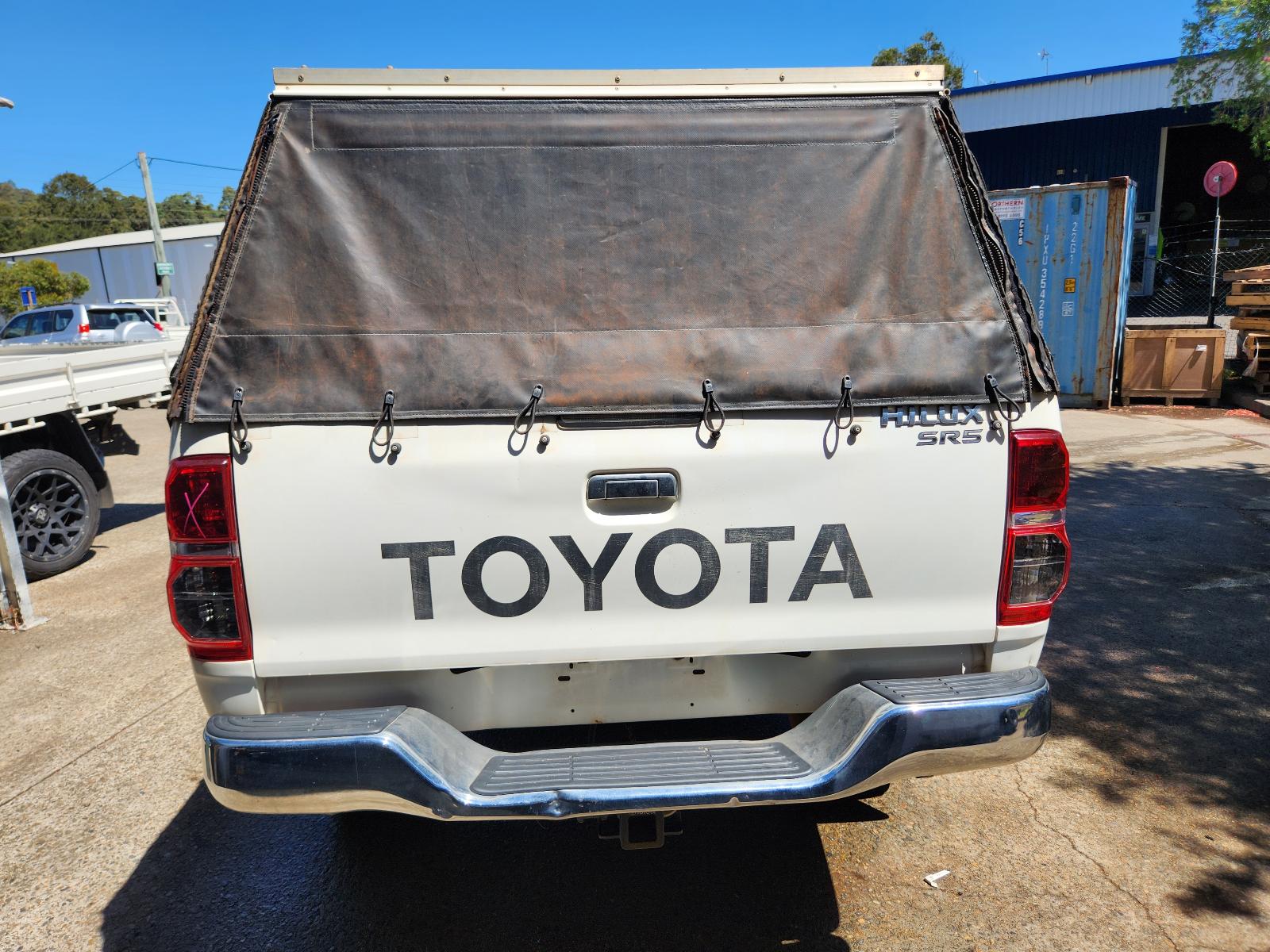 Toyota Hilux 2013 4 Door Utility View Toyota Hilux 2013 4 Door Utility