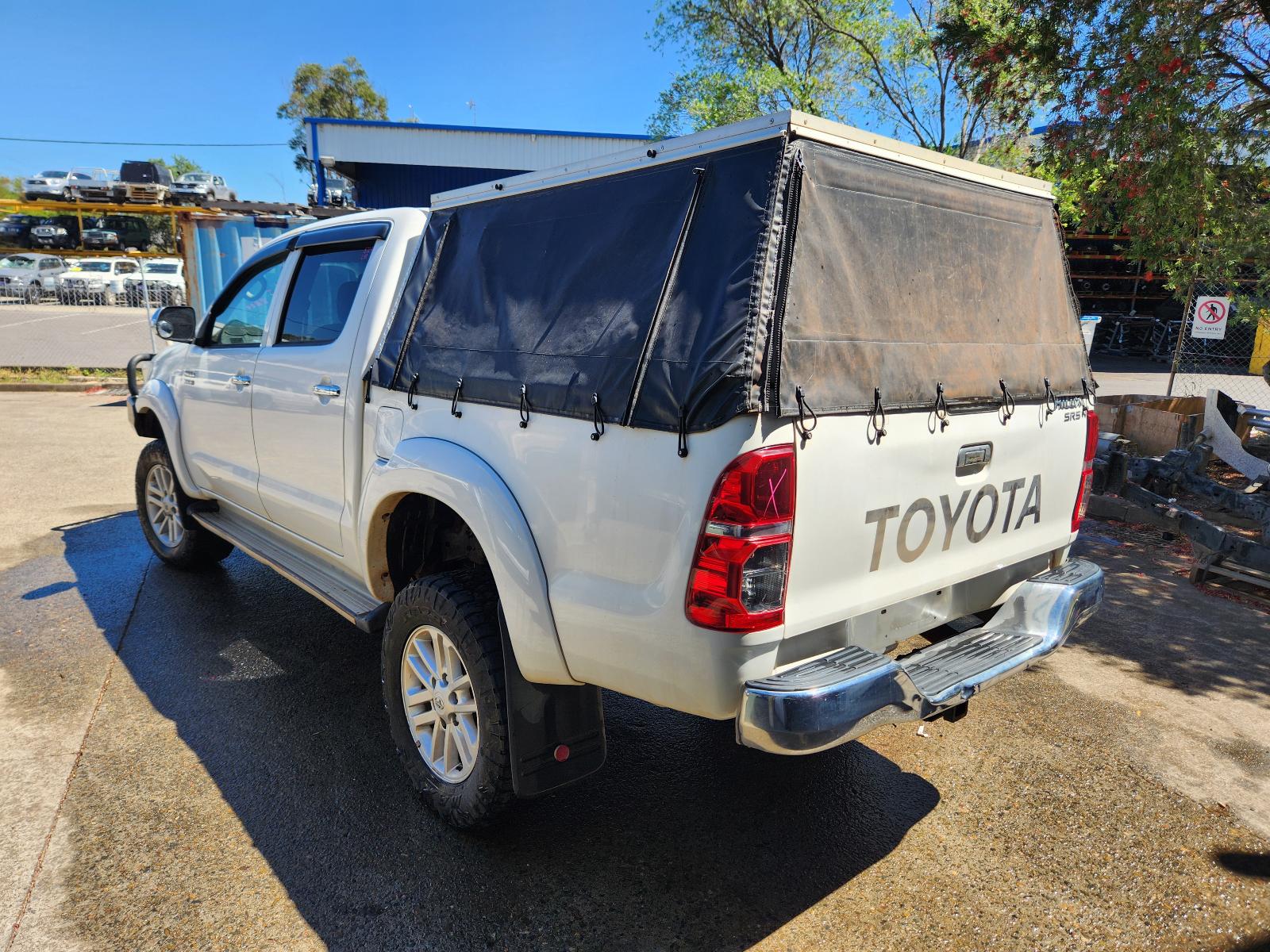 Toyota Hilux 2013 4 Door Utility View Toyota Hilux 2013 4 Door Utility