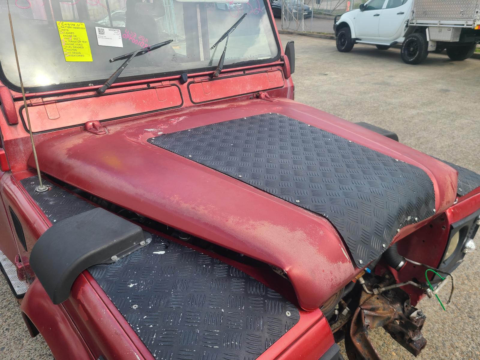 View Land Rover Defender 1999 4 Door Station Wagon